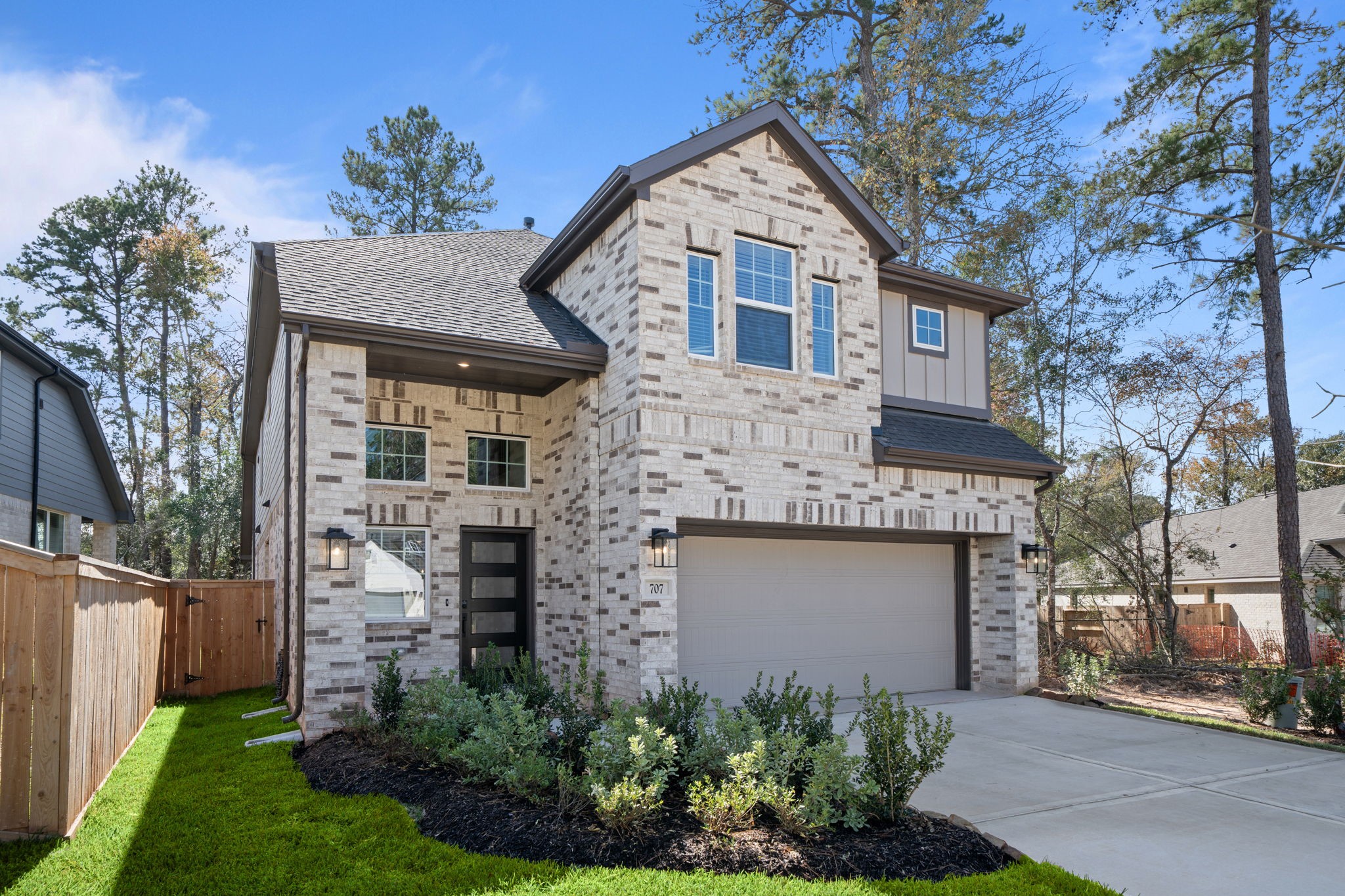 707 Campbell Crossing Court Property Photo 2