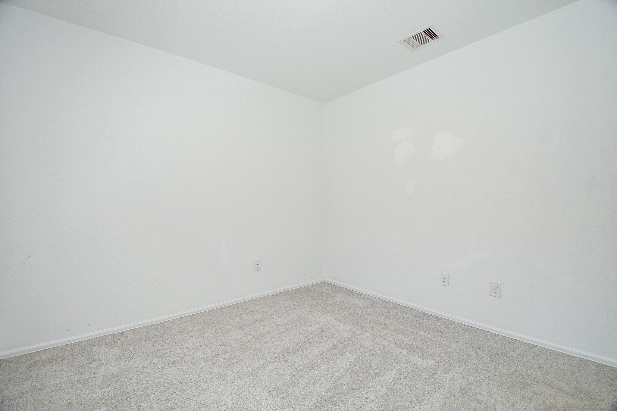 1460 Twilight Green Dr Property Photo 20