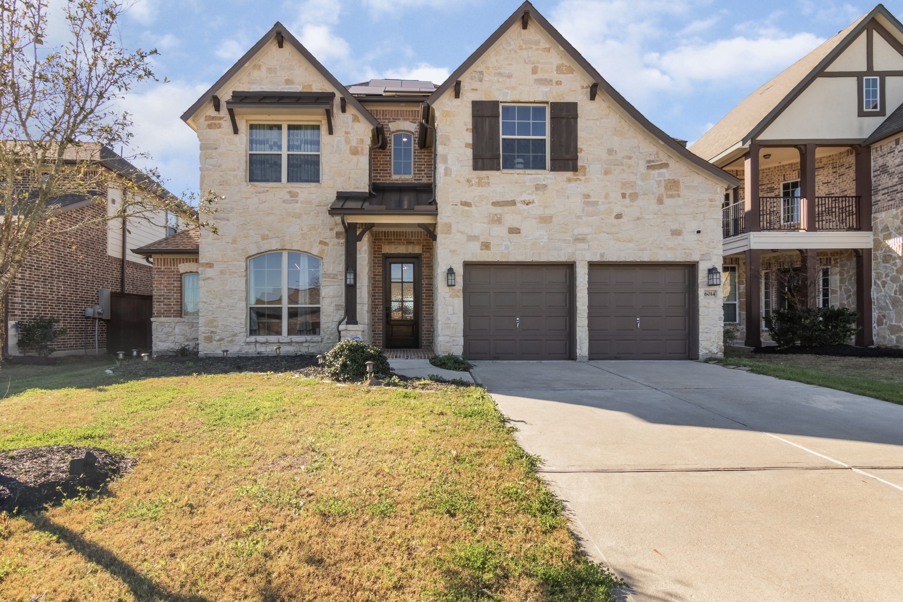 6014 Lake Bridge Lane Property Photo