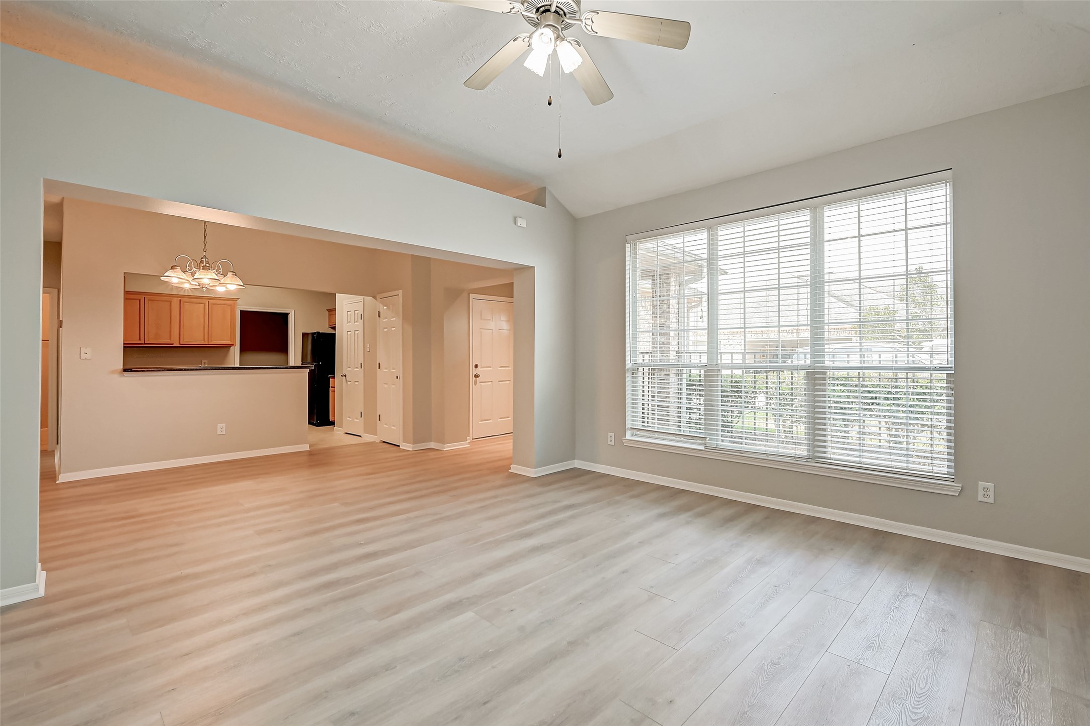 717 Cedarwood Property Photo 8