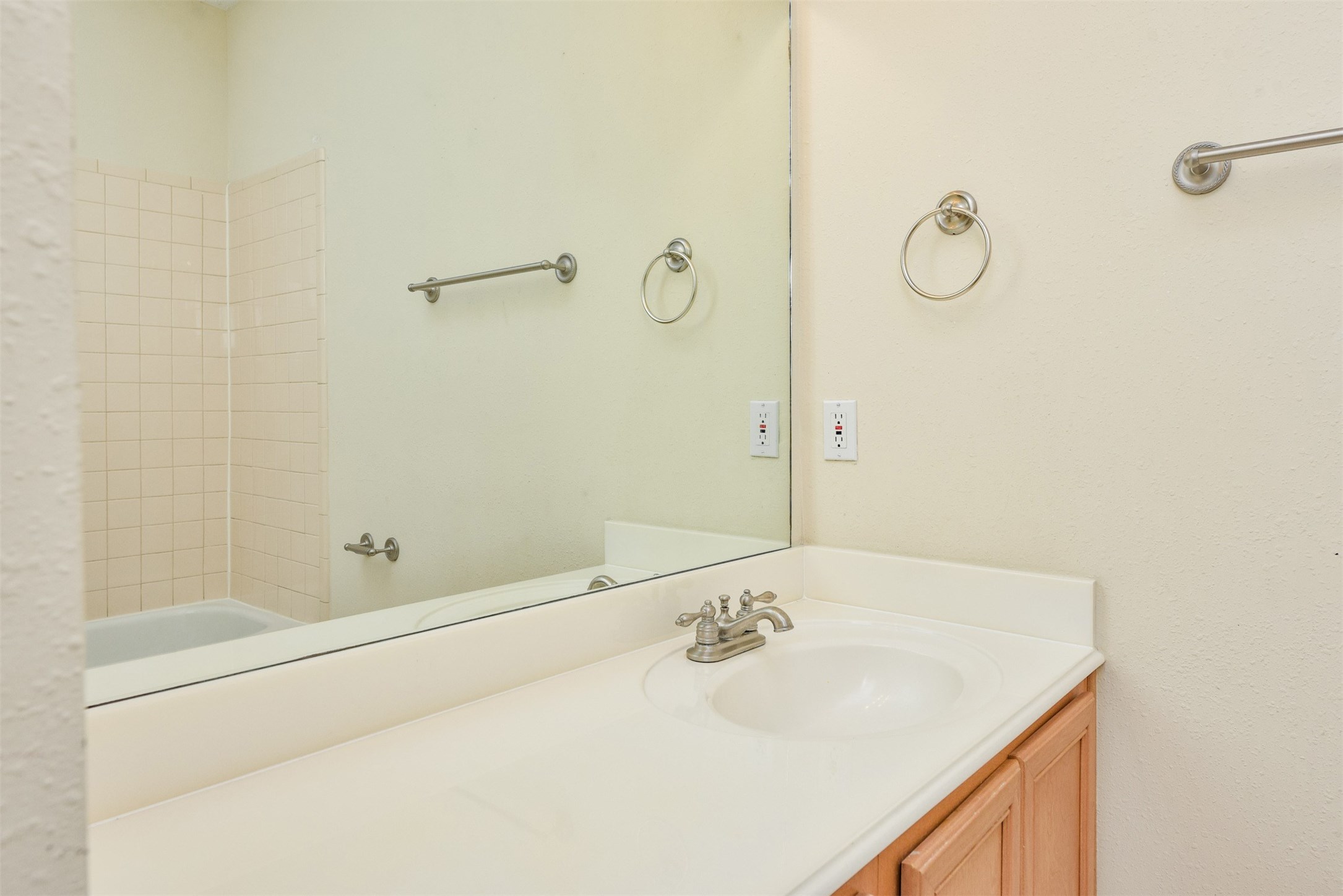 717 Cedarwood Property Photo 19