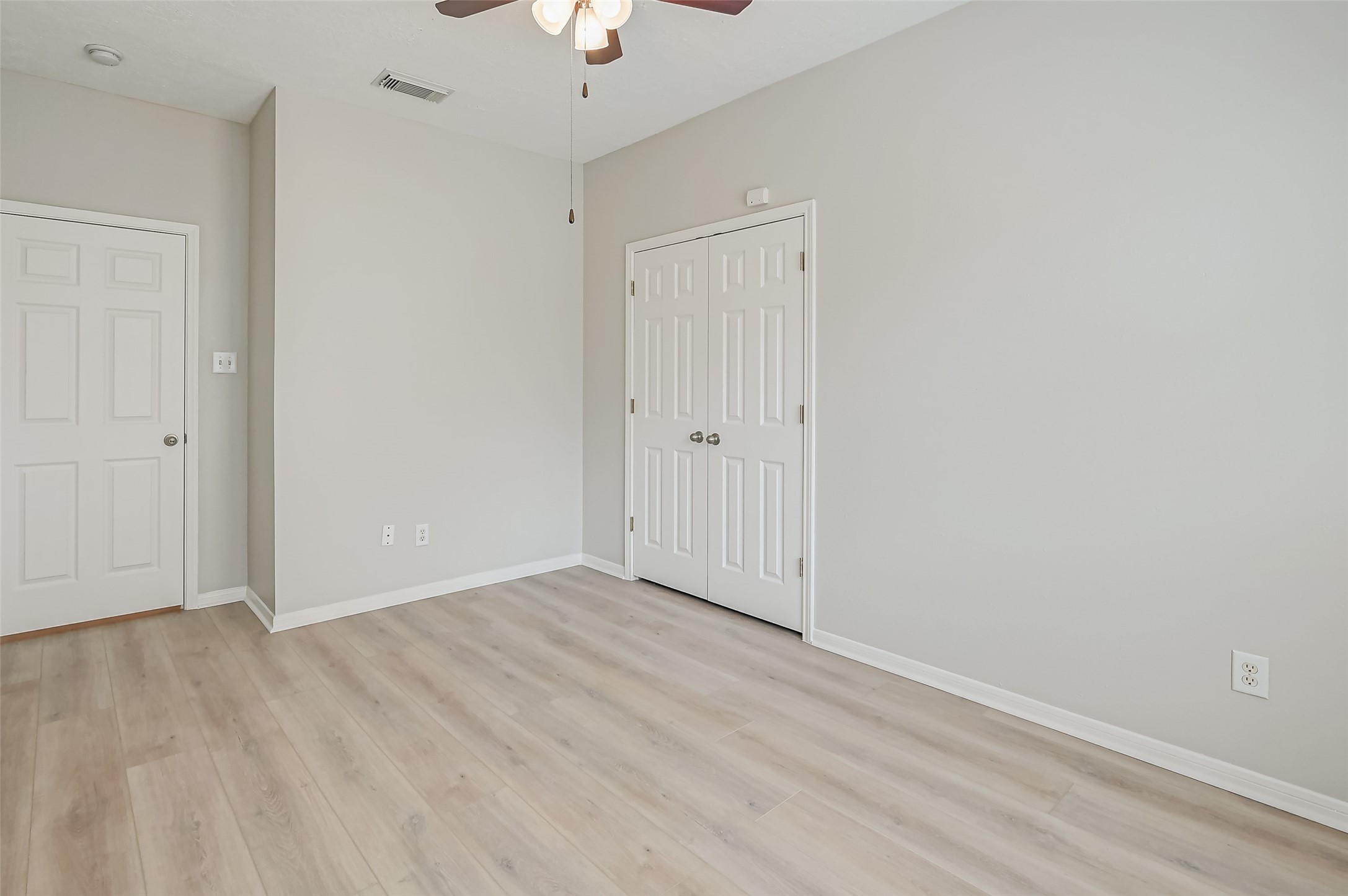 717 Cedarwood Property Photo 22