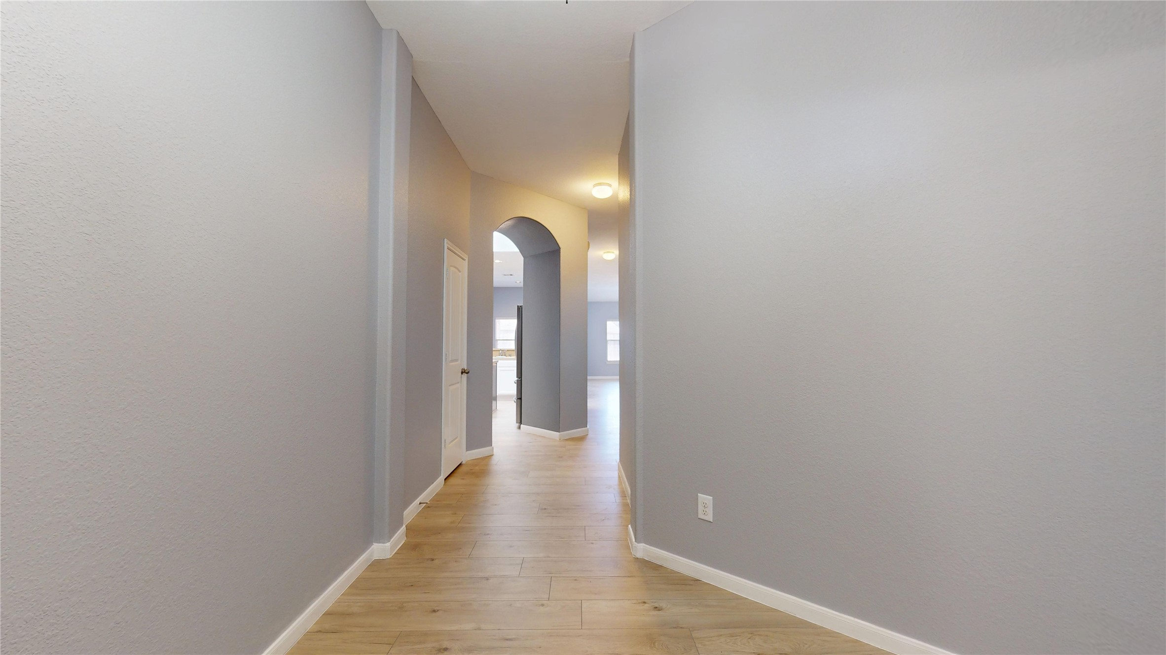 18322 Redoak Manor Lane Property Photo 4