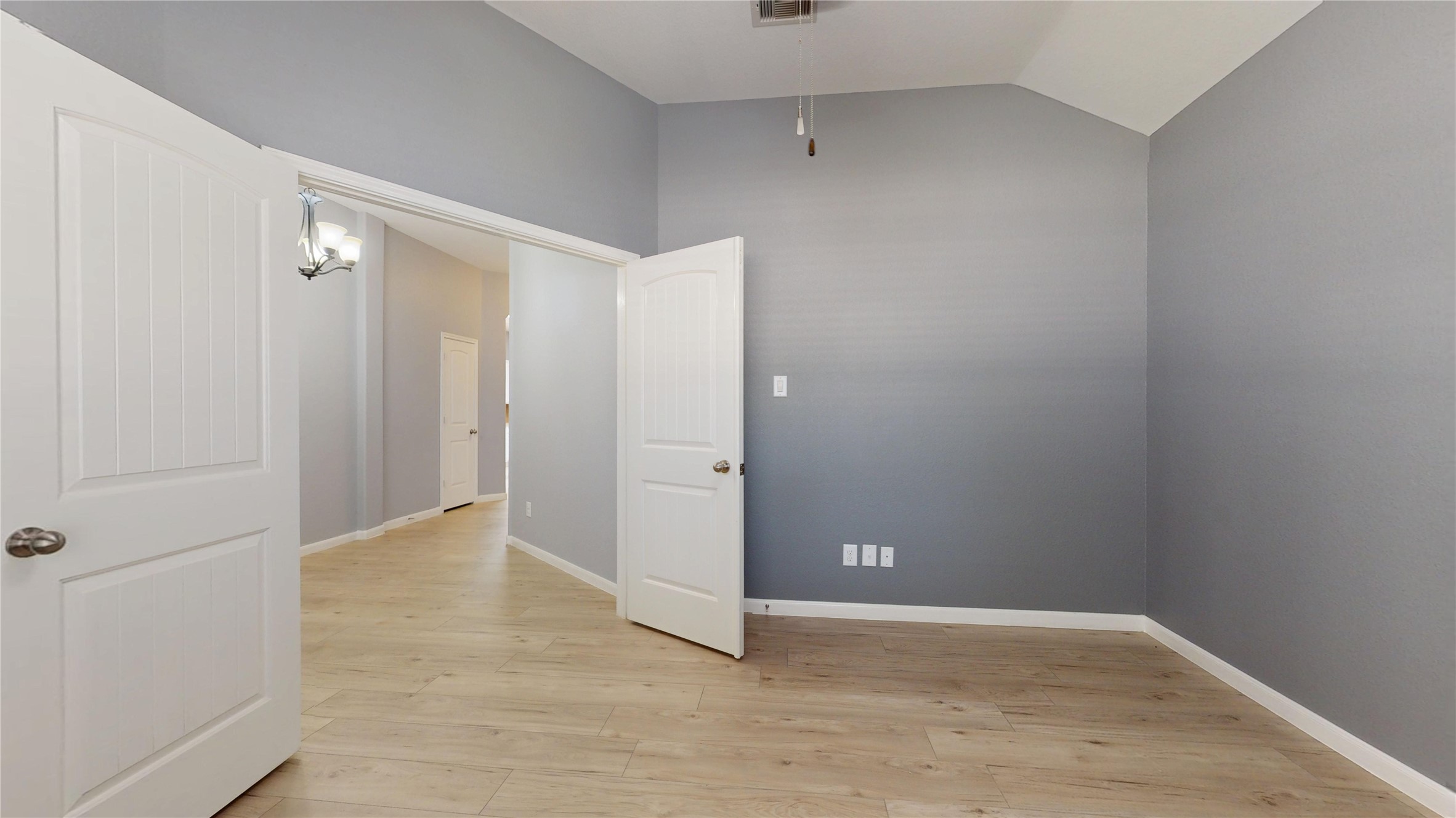 18322 Redoak Manor Lane Property Photo 6