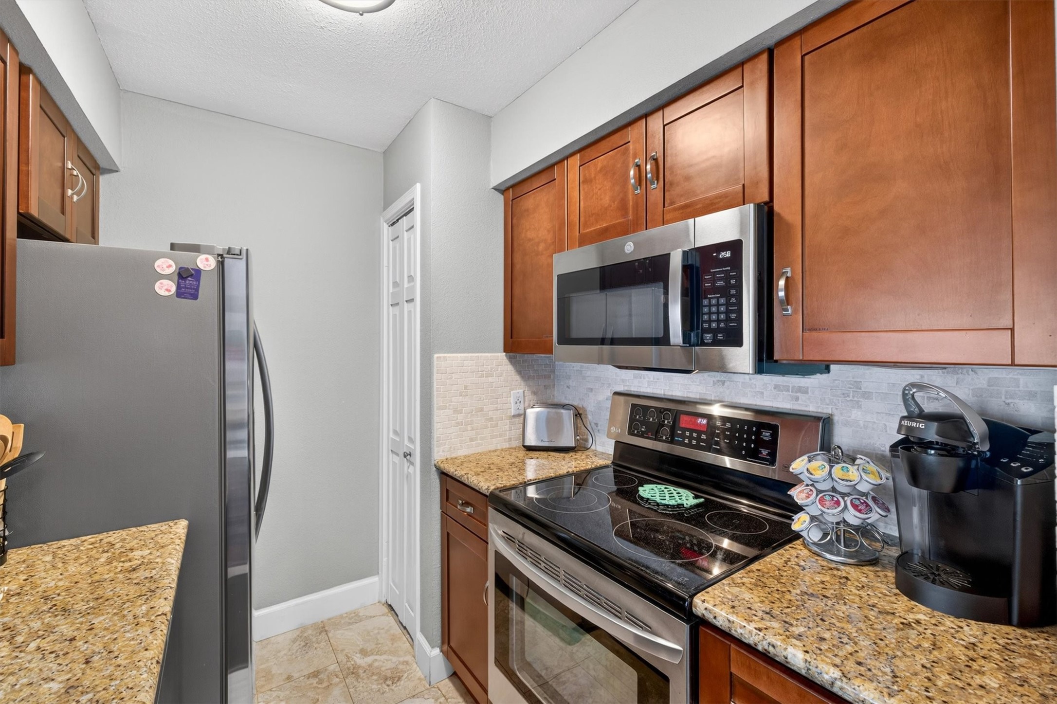 3506 Cove View Boulevard 212 Property Photo 7