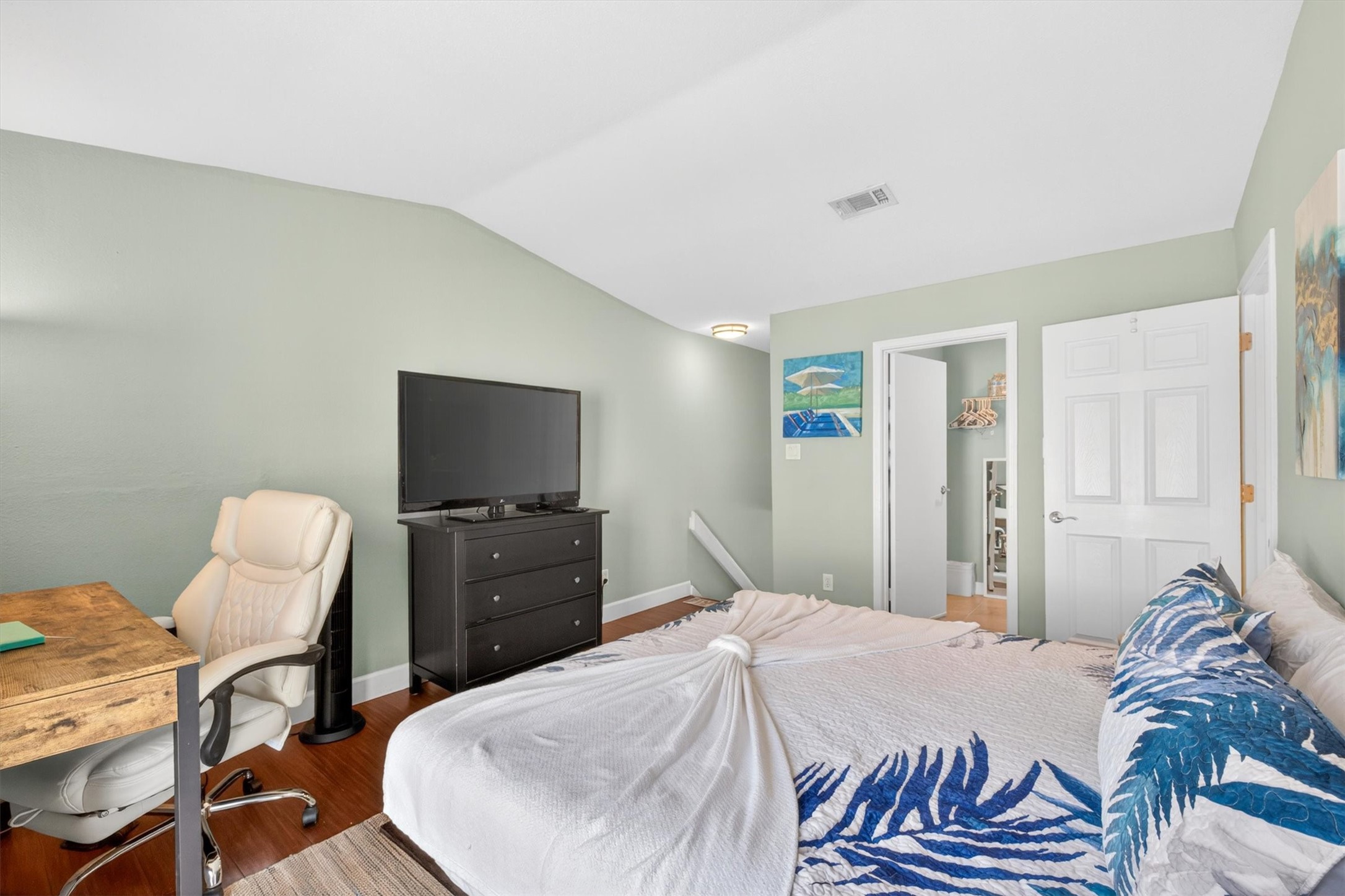 3506 Cove View Boulevard 212 Property Photo 9