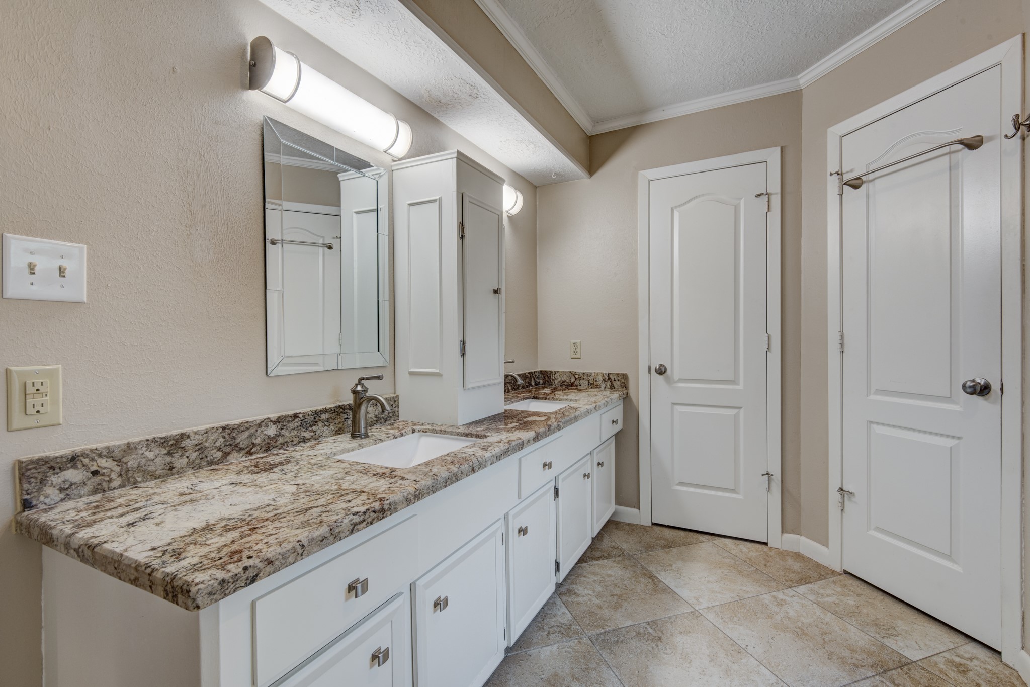5503 Glenmere Lane Property Photo 20
