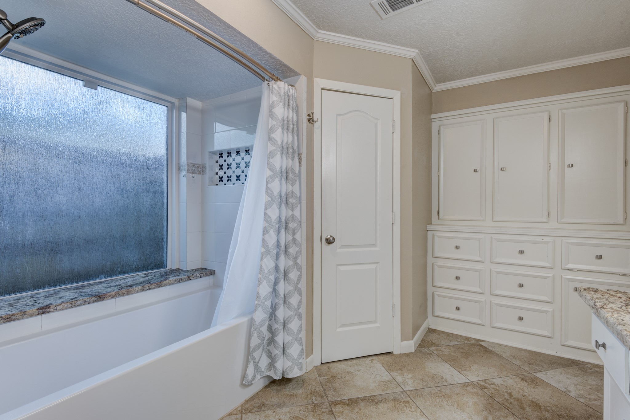 5503 Glenmere Lane Property Photo 21