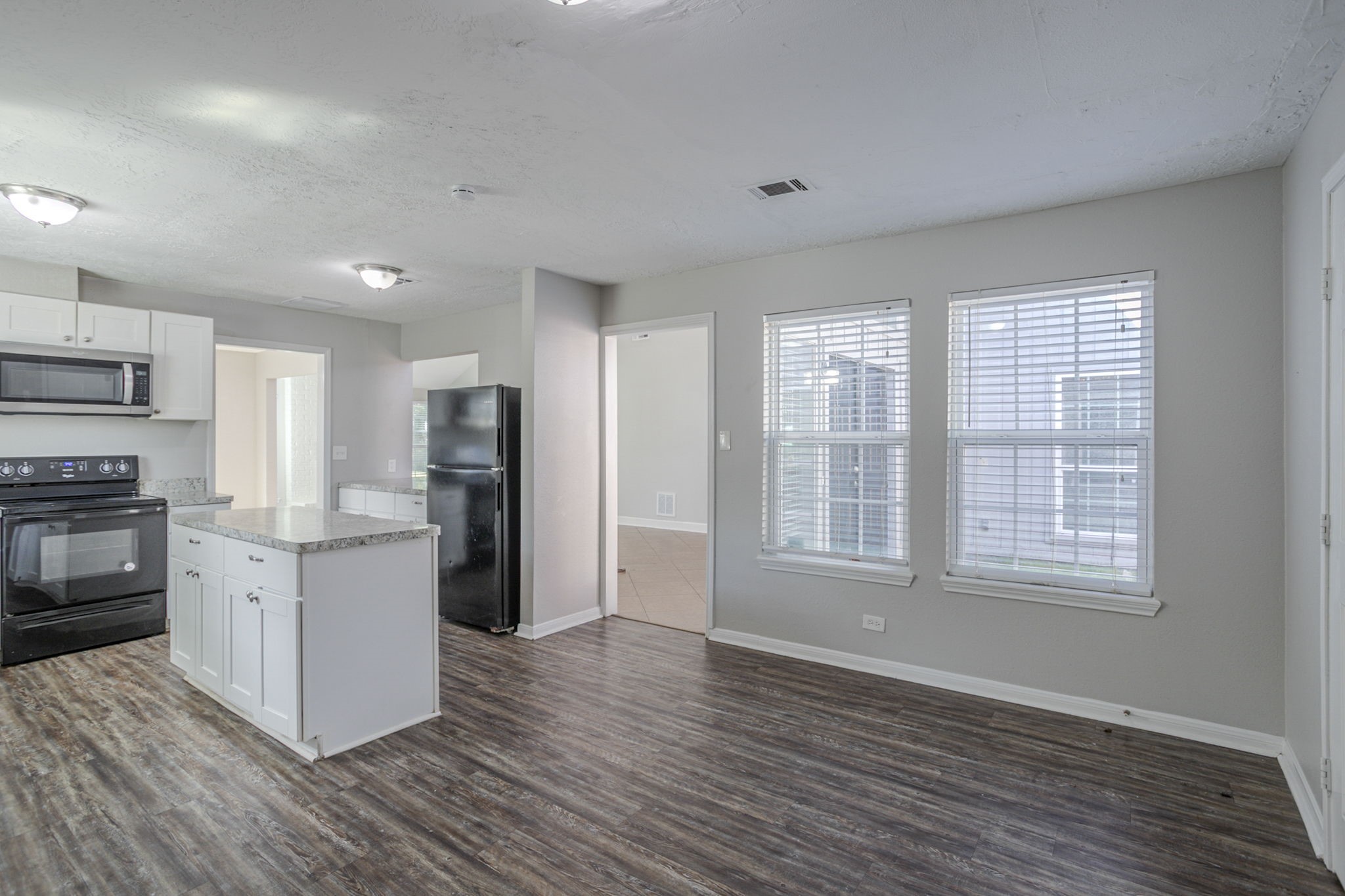 4406 Belle Hollow Drive Property Photo 11