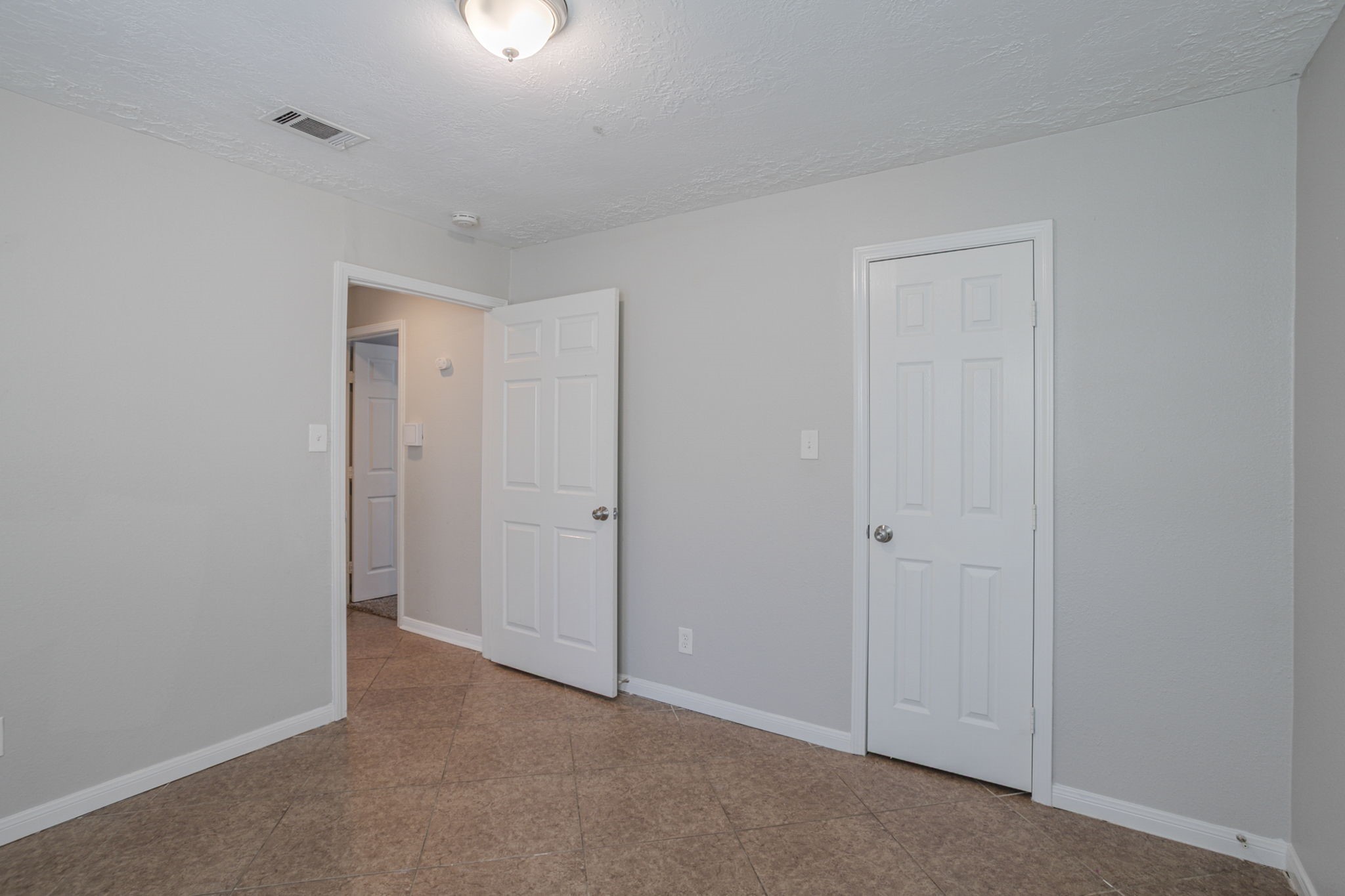 4406 Belle Hollow Drive Property Photo 33