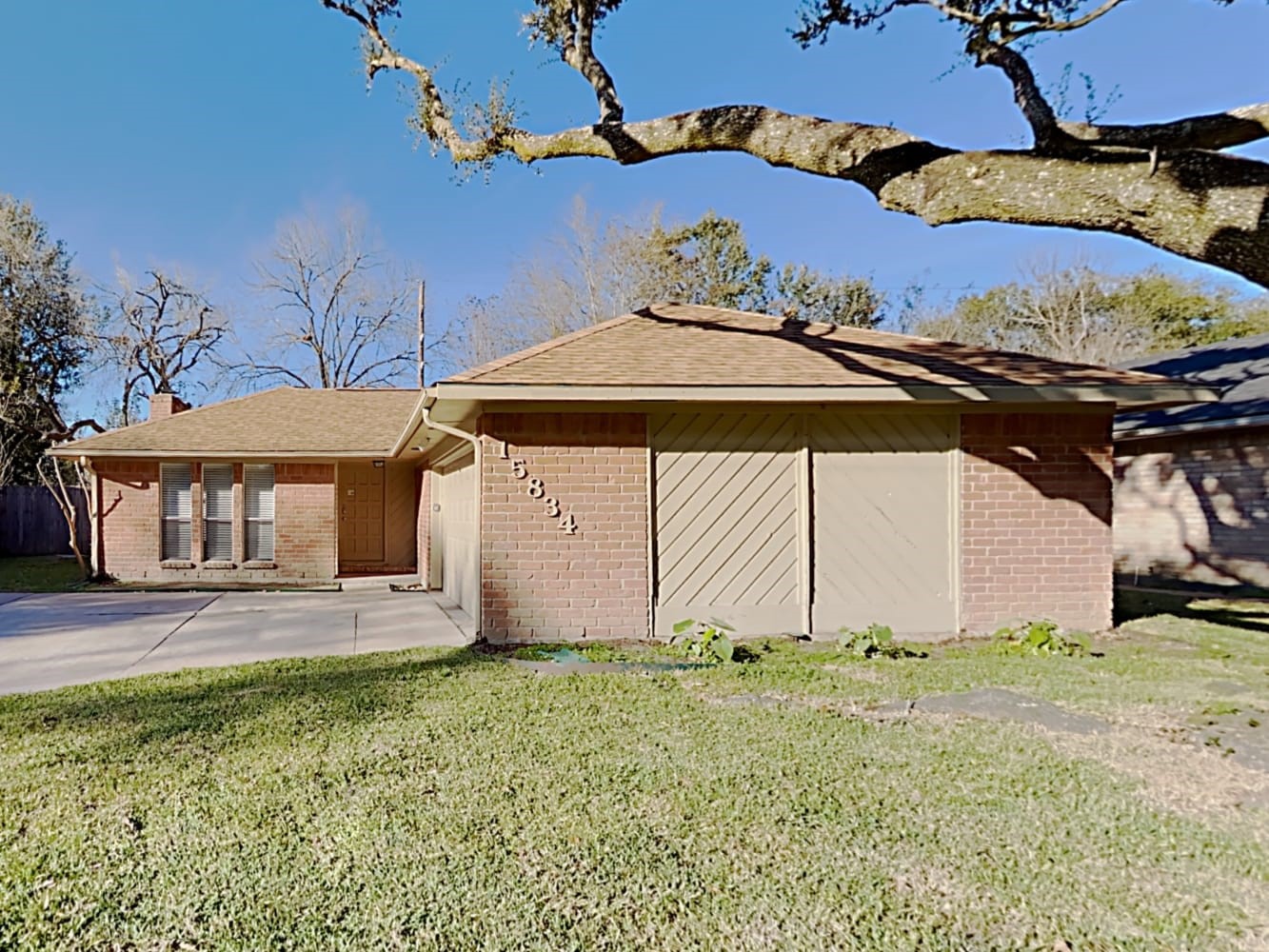 15834 Fox Springs Drive Property Photo 1