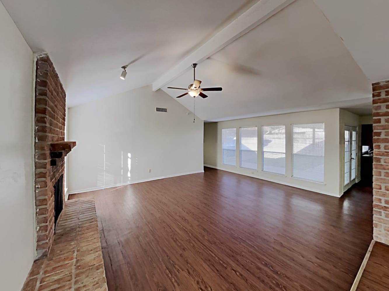 15834 Fox Springs Drive Property Photo 3