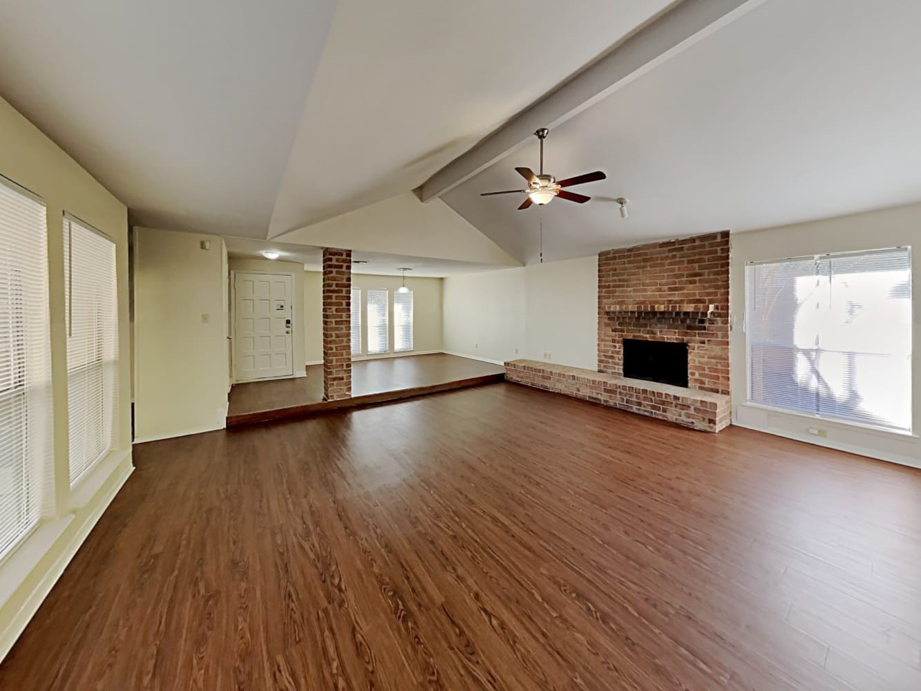 15834 Fox Springs Drive Property Photo 4