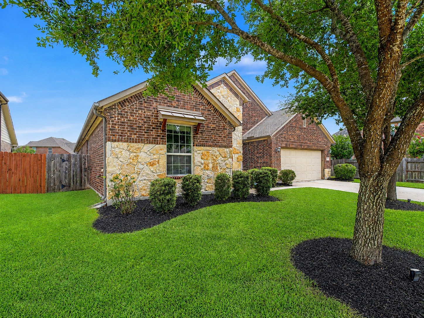 20614 Barchan Point Way Property Photo 2