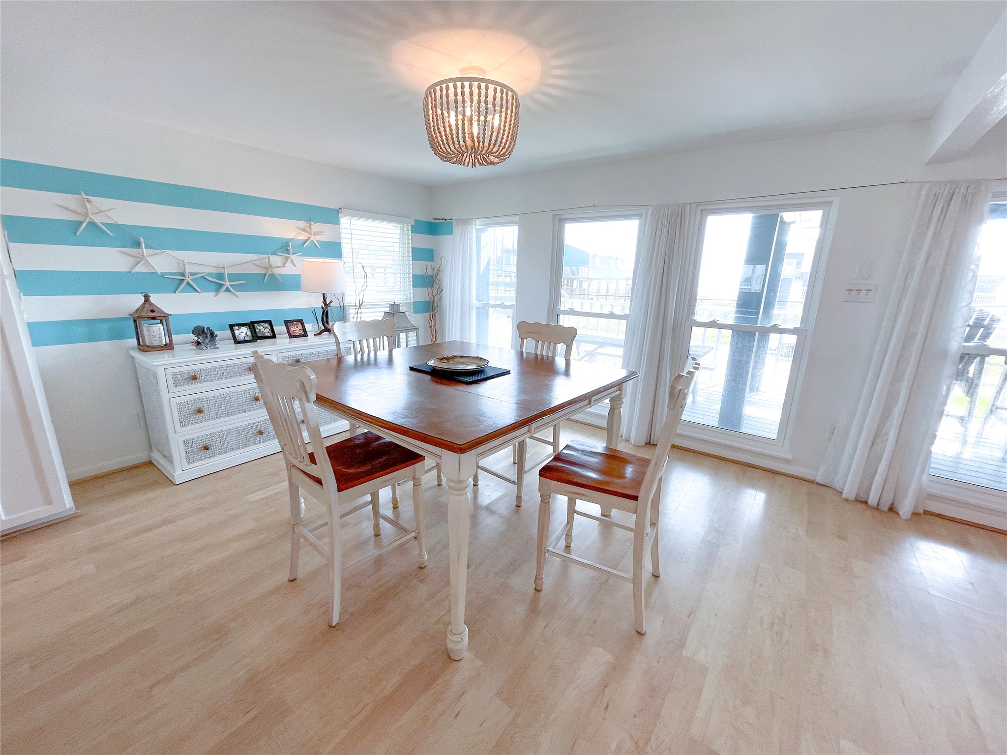 16614 Jamaica Beach Rd Property Photo 17