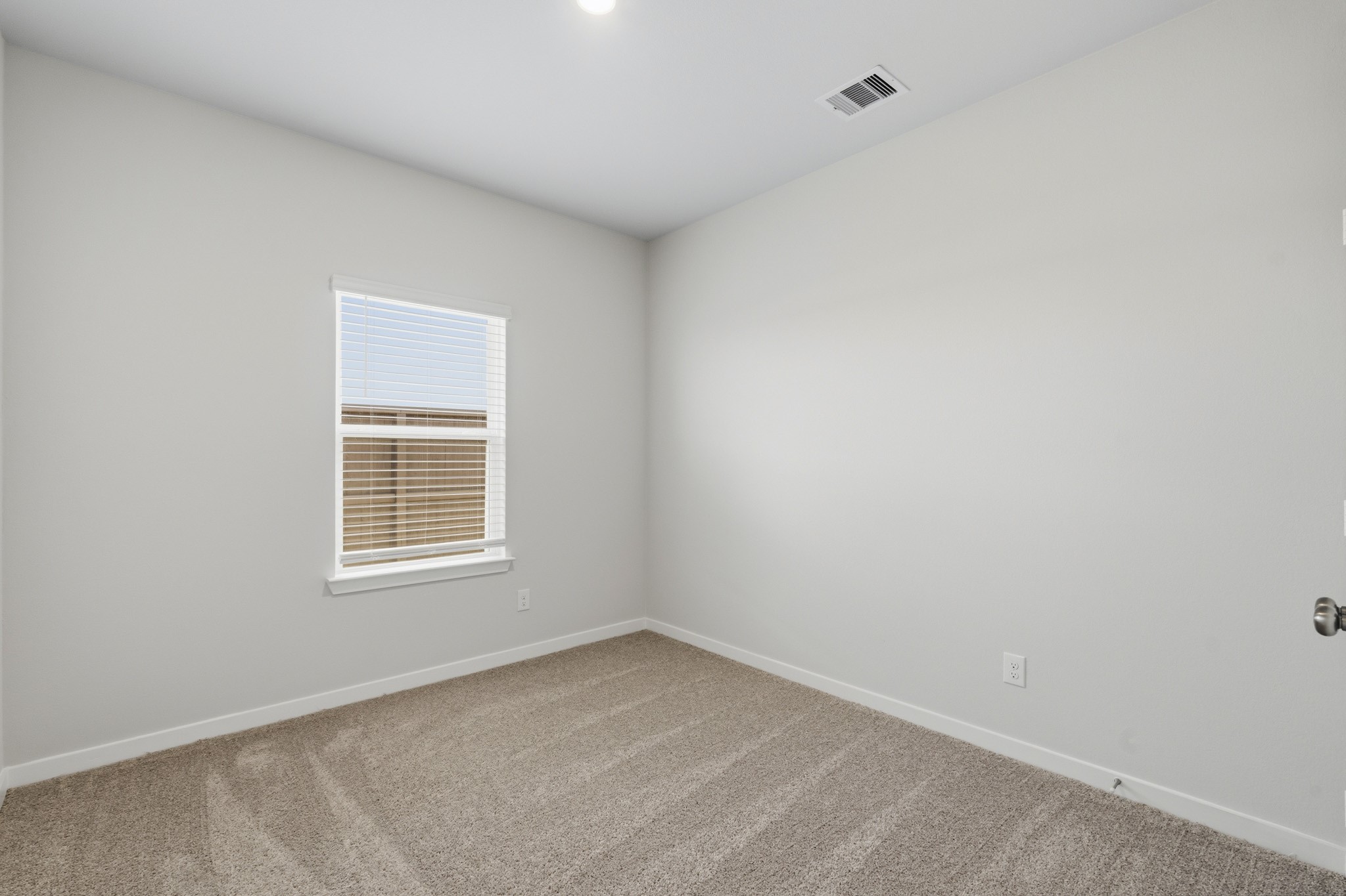 2124 Soriah Court Property Photo 6