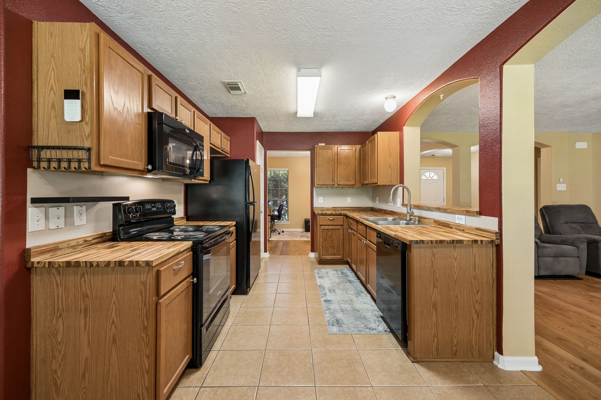 7603 Timber Switch Road Property Photo 6