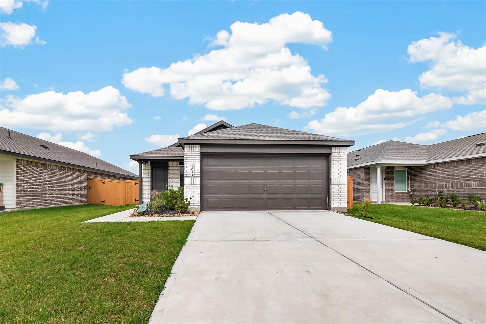 7814 Lavender Jade Drive Property Photo 1