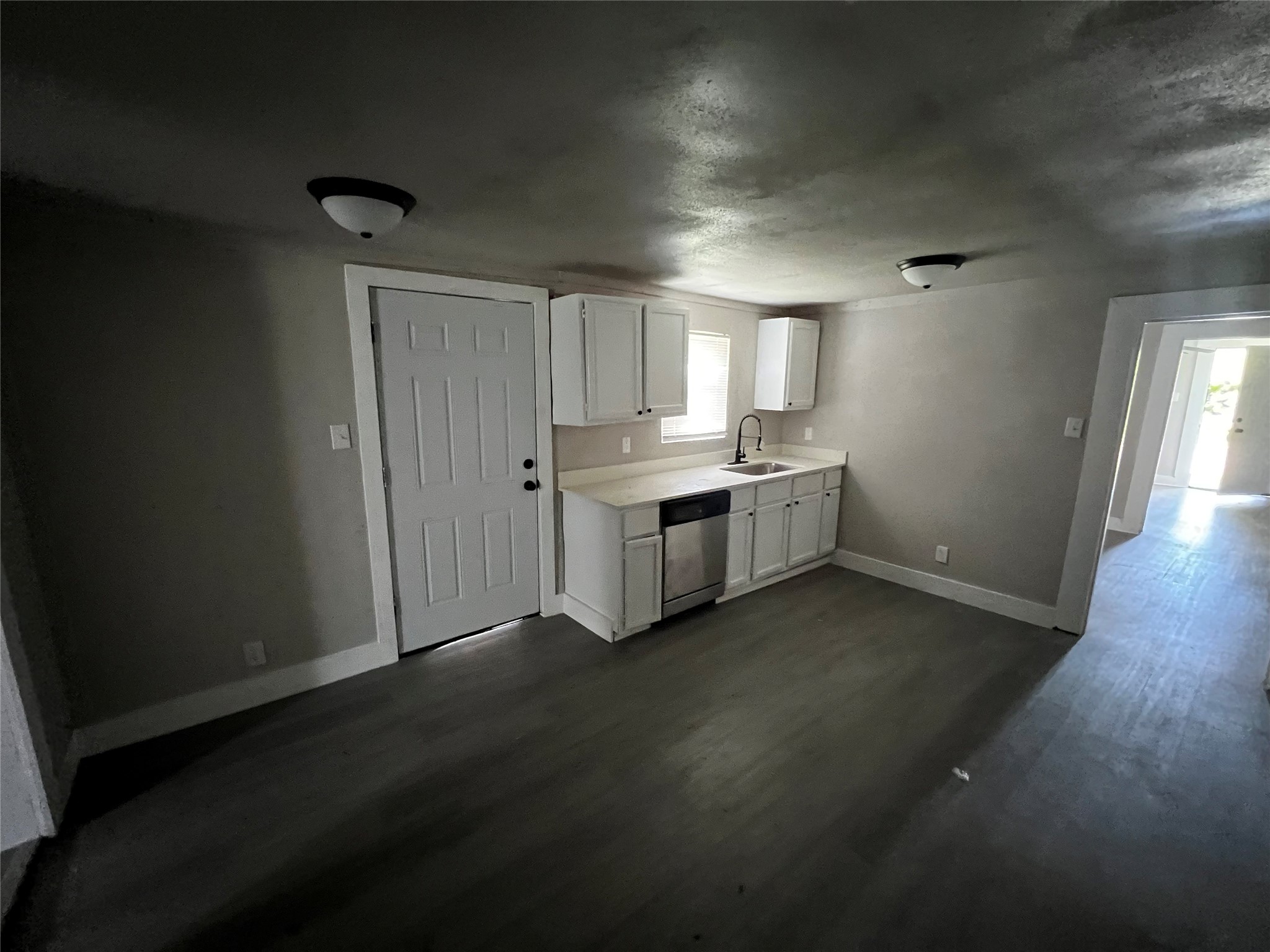 1337 W Procter Street Property Photo 3