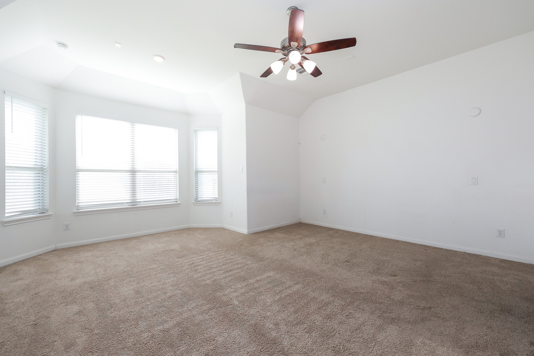 2107 Brooke Avery Drive Property Photo 15