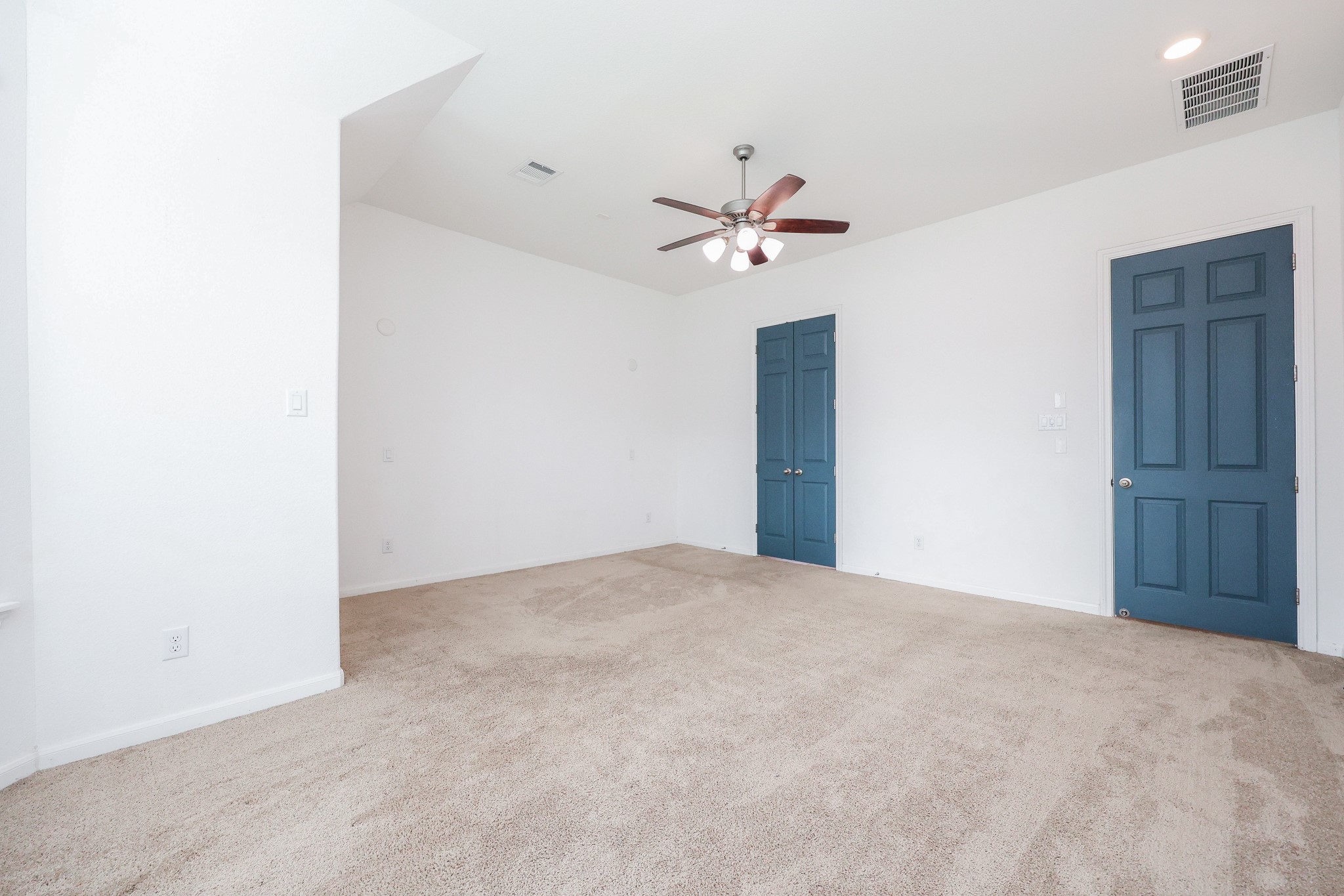 2107 Brooke Avery Drive Property Photo 16