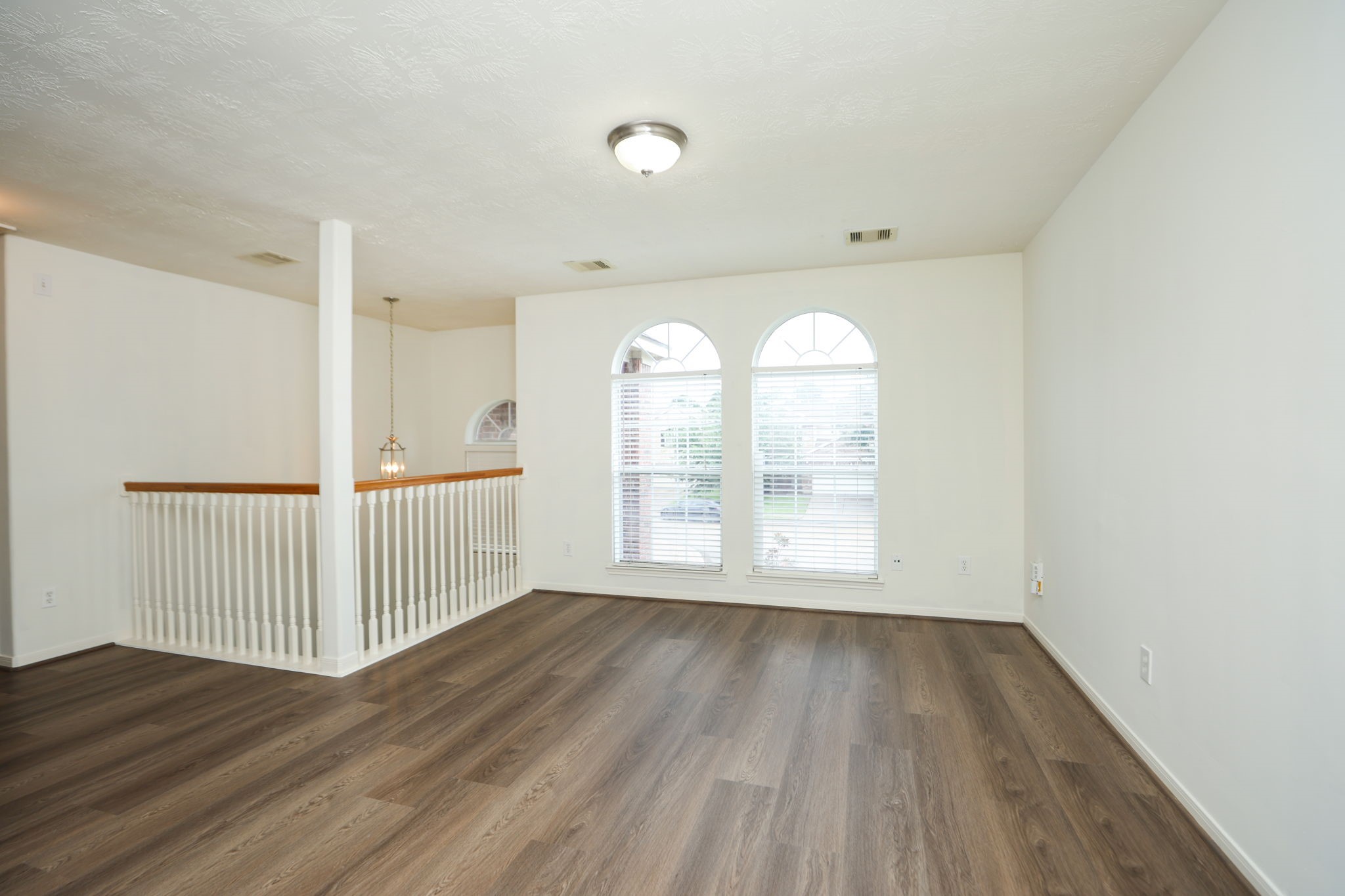 5007 Creekbridge Court Property Photo 19