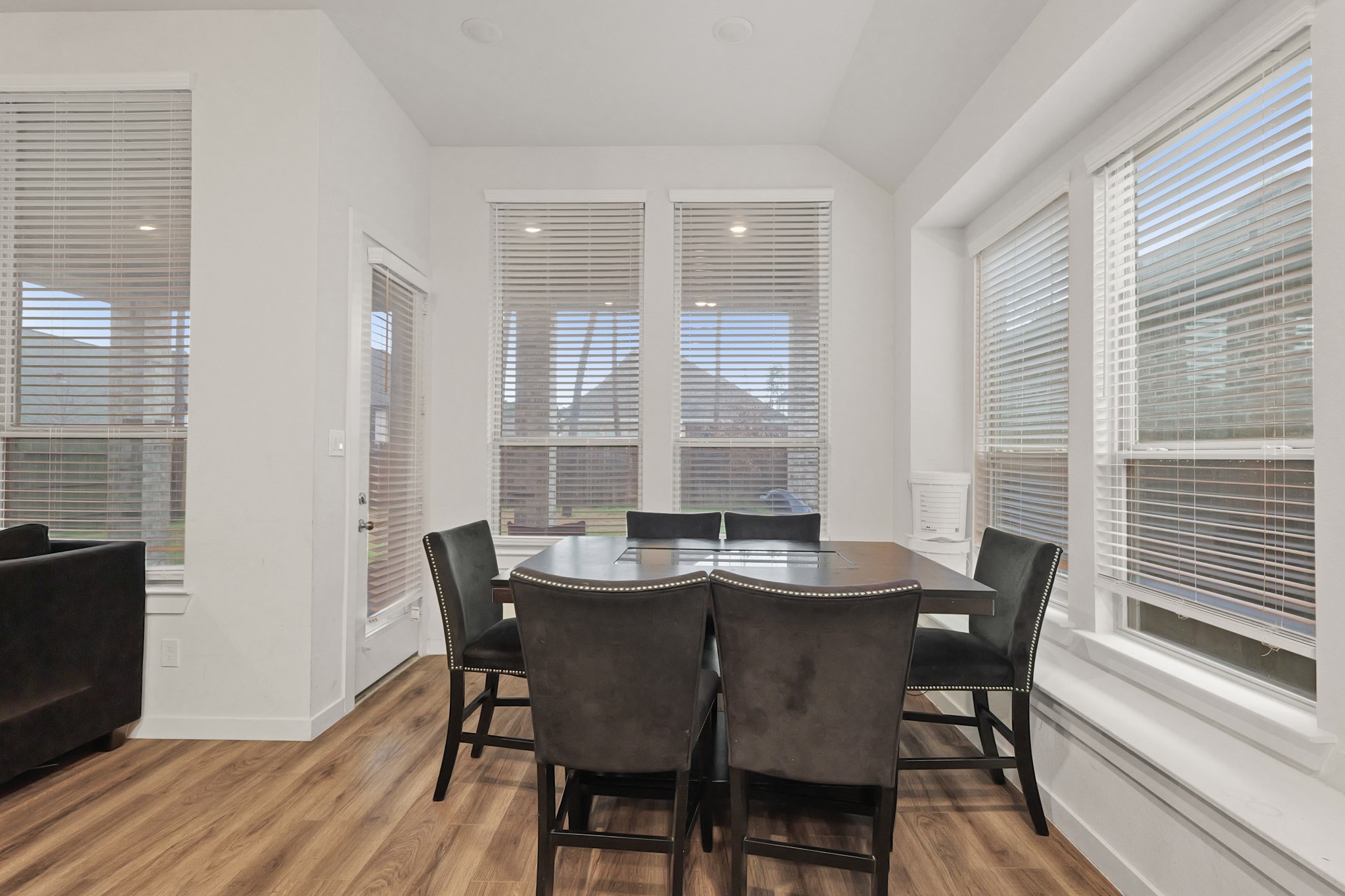 17114 Mystic River Lane Property Photo 10