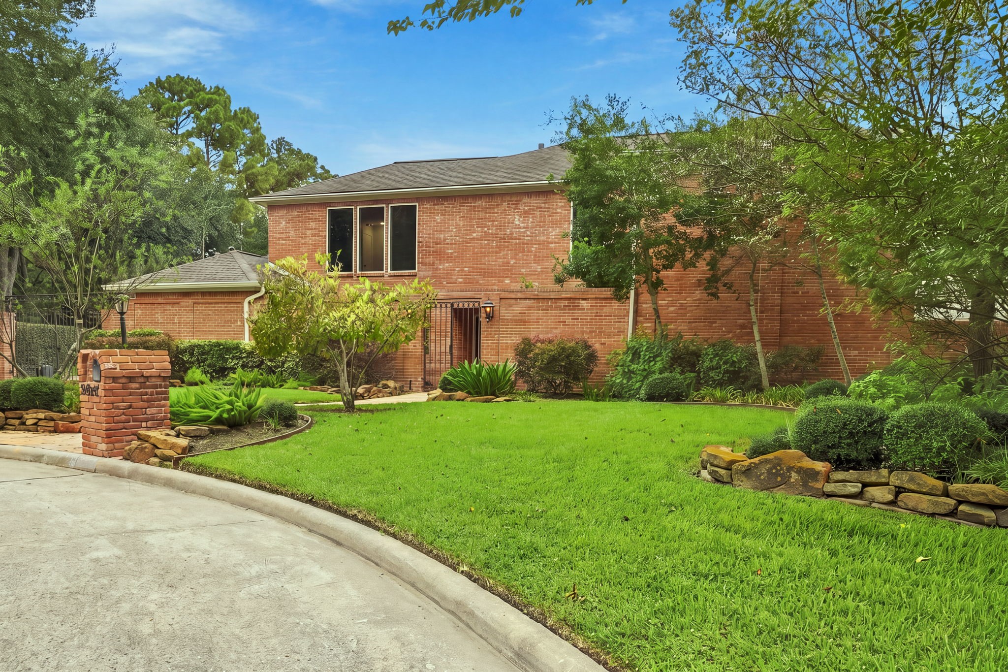 5606 Court Of York Property Photo 11