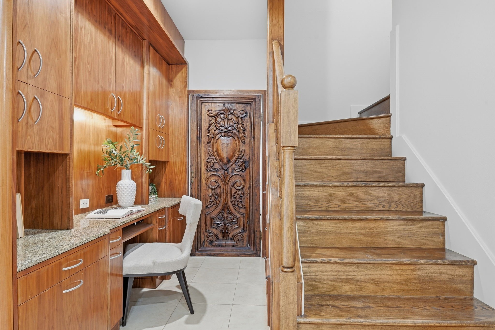 5606 Court Of York Property Photo 32