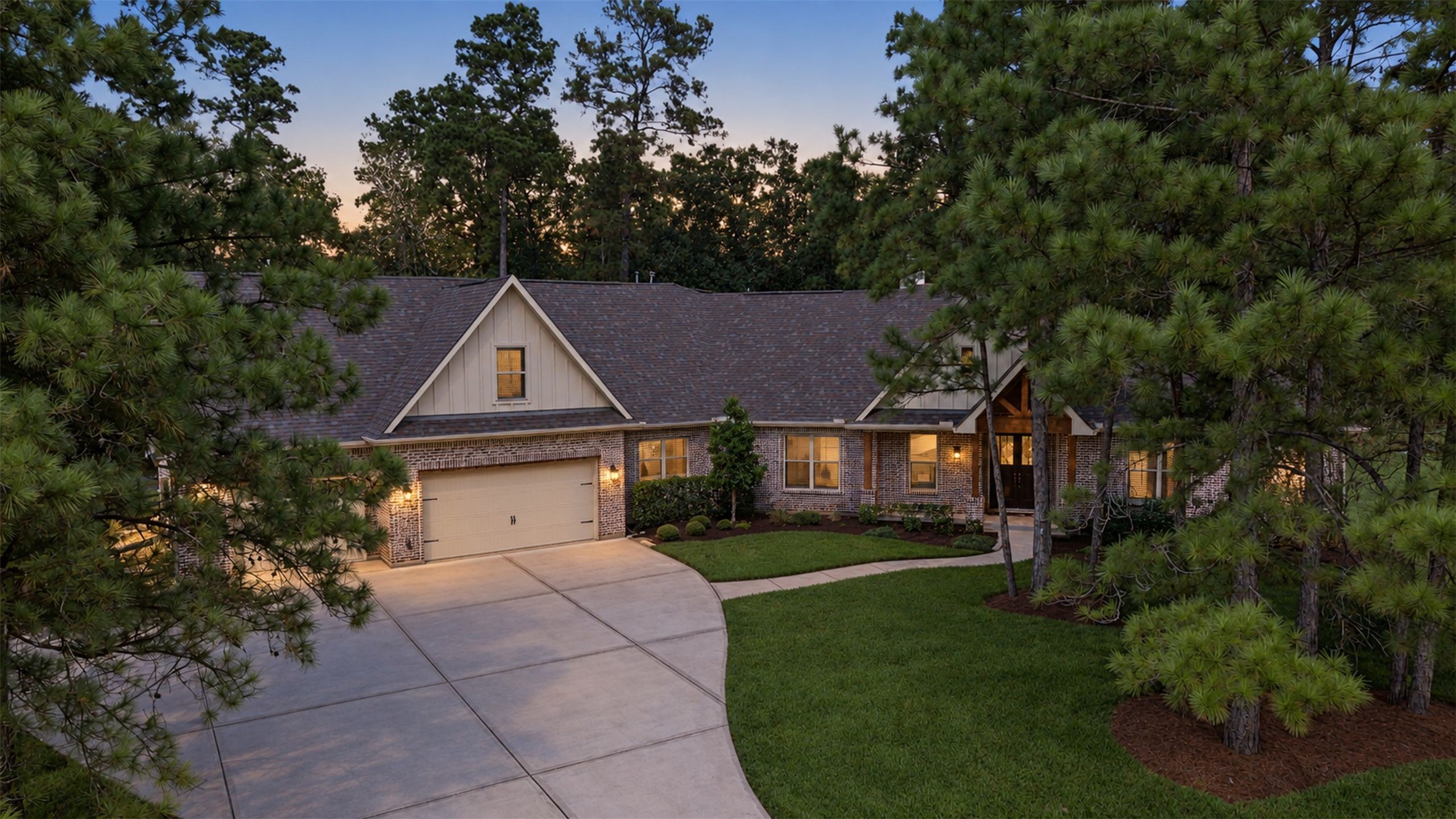 501 Corsair Court Property Photo 1