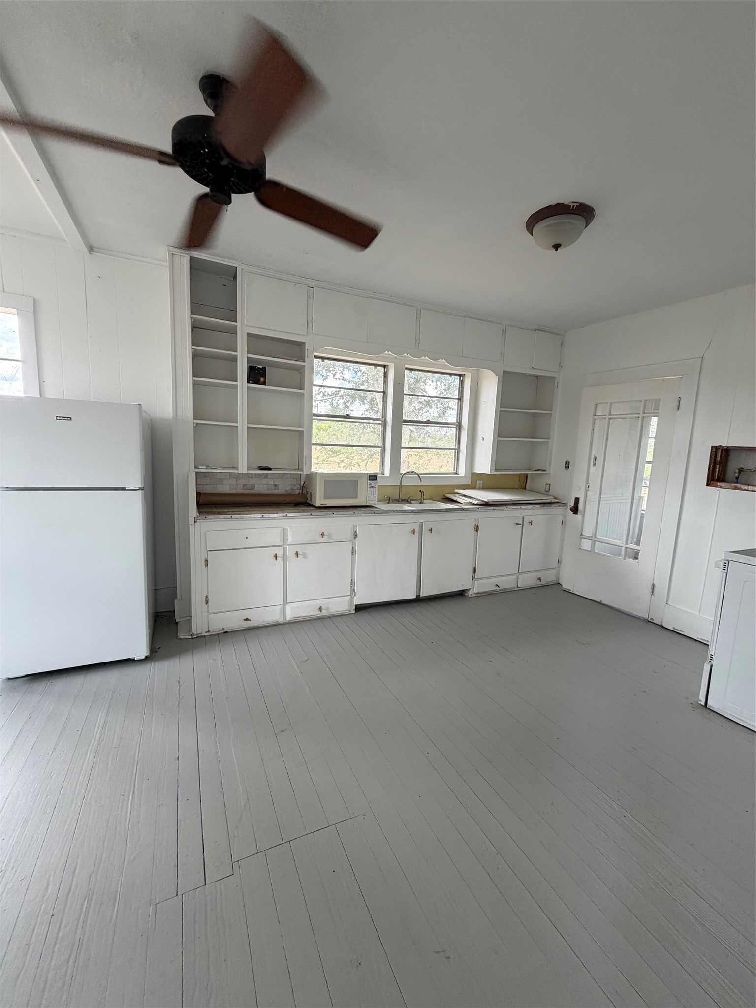 875 Shupak Road Property Photo 12