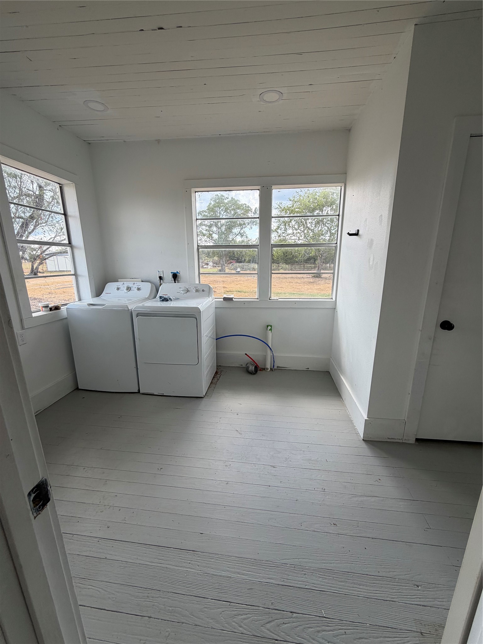 875 Shupak Road Property Photo 14