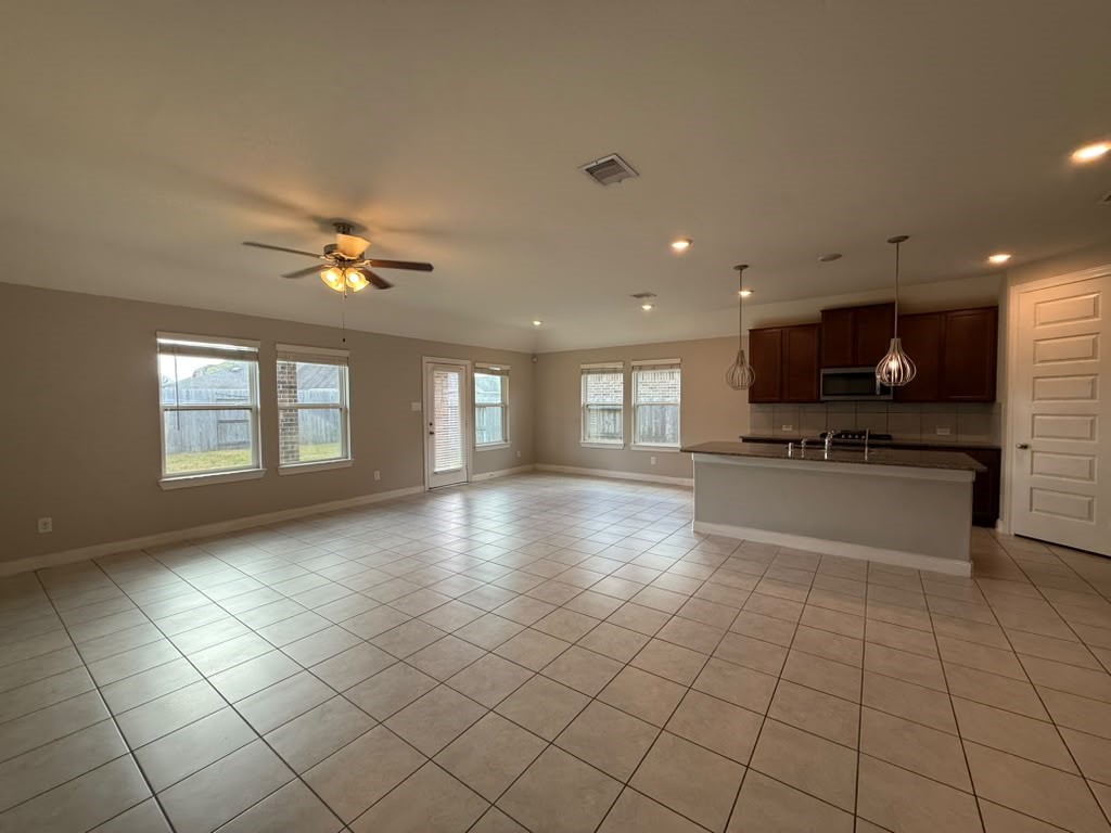 11010 Santiago River Lane Property Photo 7