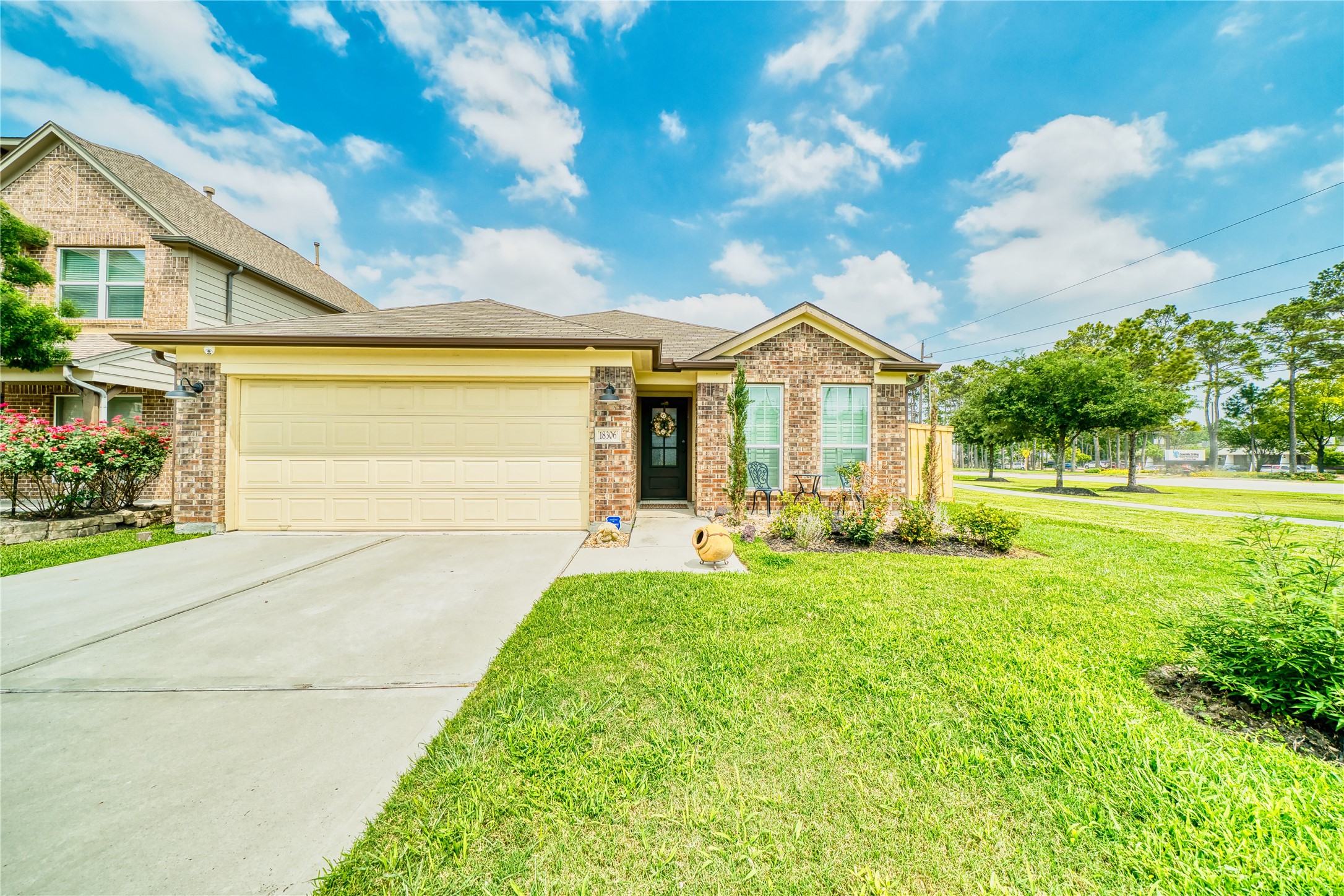 18306 W Hardy Road Property Photo