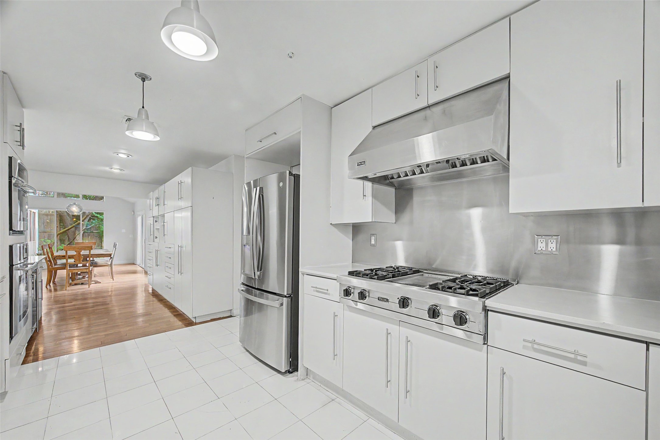 2723 Nottingham Street Property Photo 18