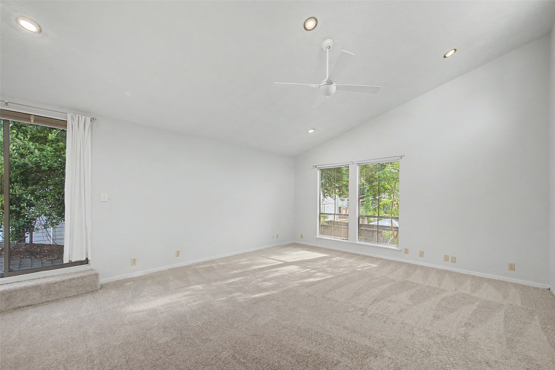2723 Nottingham Street Property Photo 21