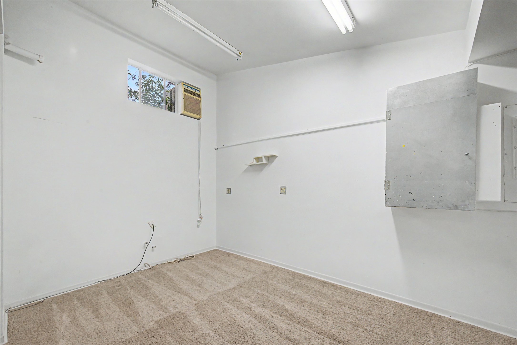 2723 Nottingham Street Property Photo 41