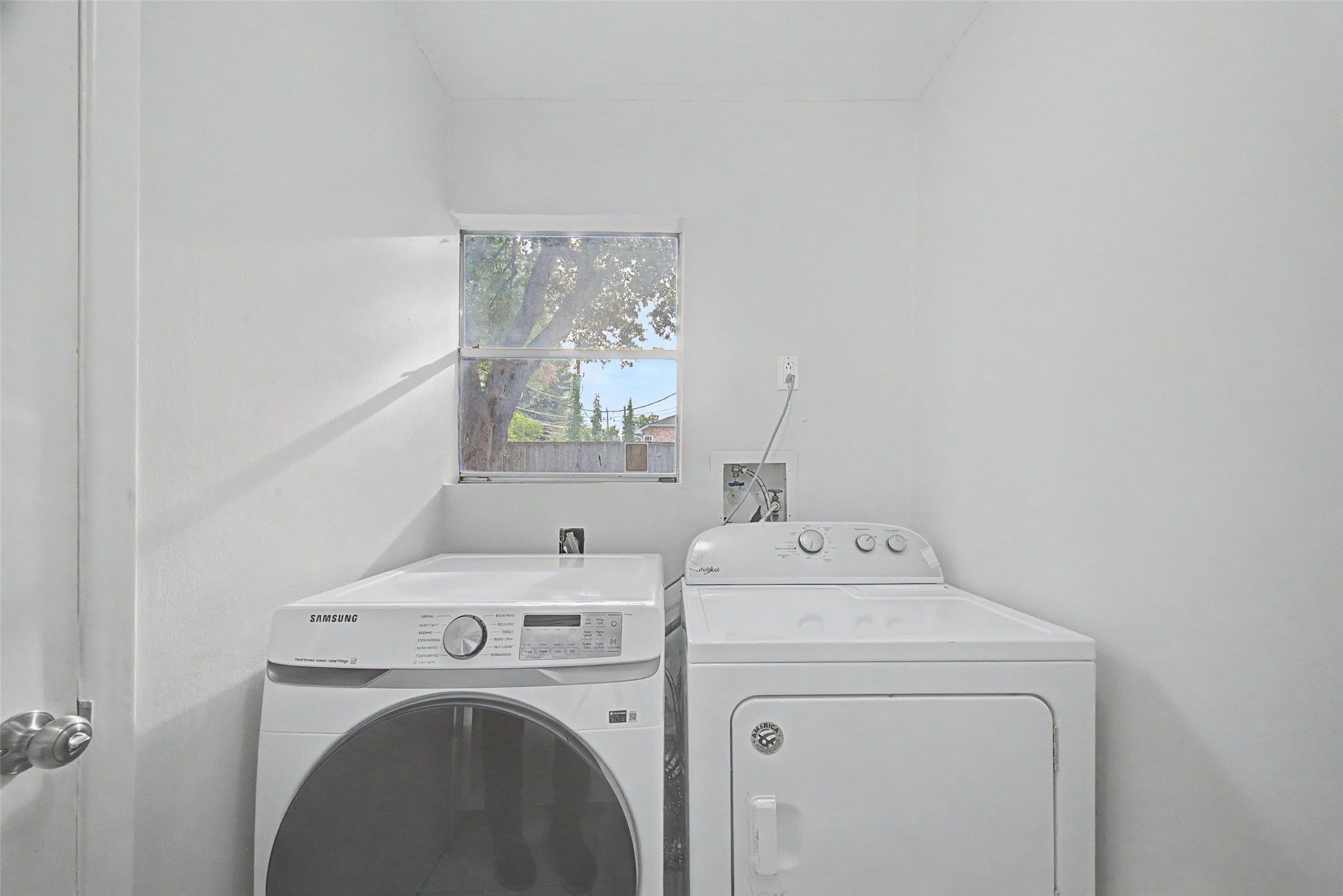 2723 Nottingham Street Property Photo 44