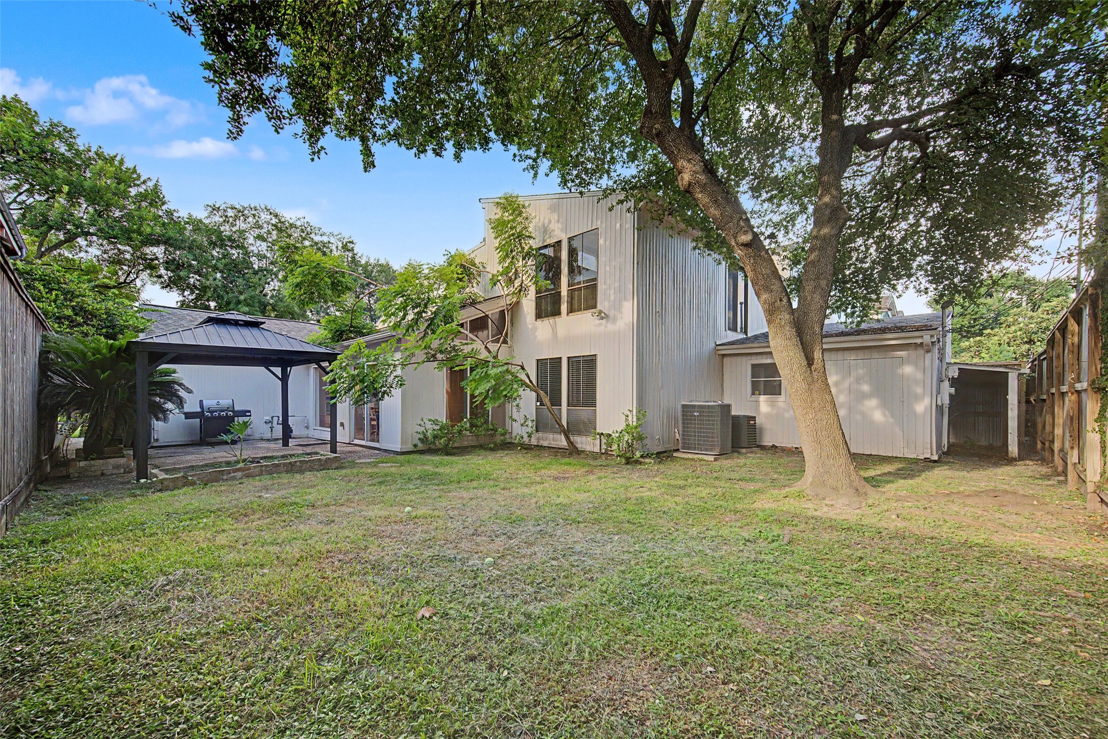 2723 Nottingham Street Property Photo 47