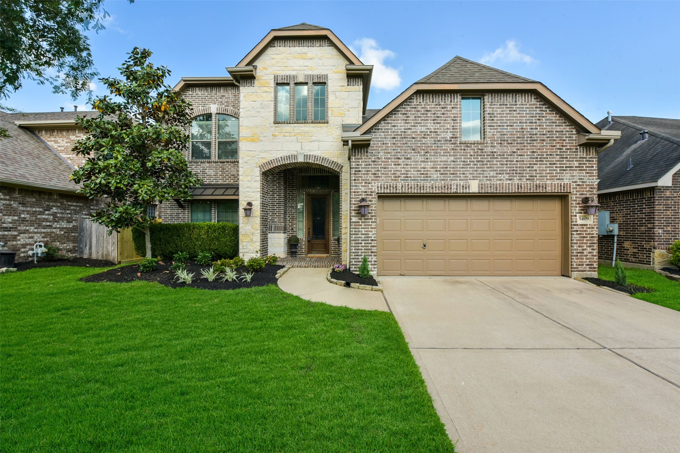 5409 Aroma Knoll Lane Property Photo