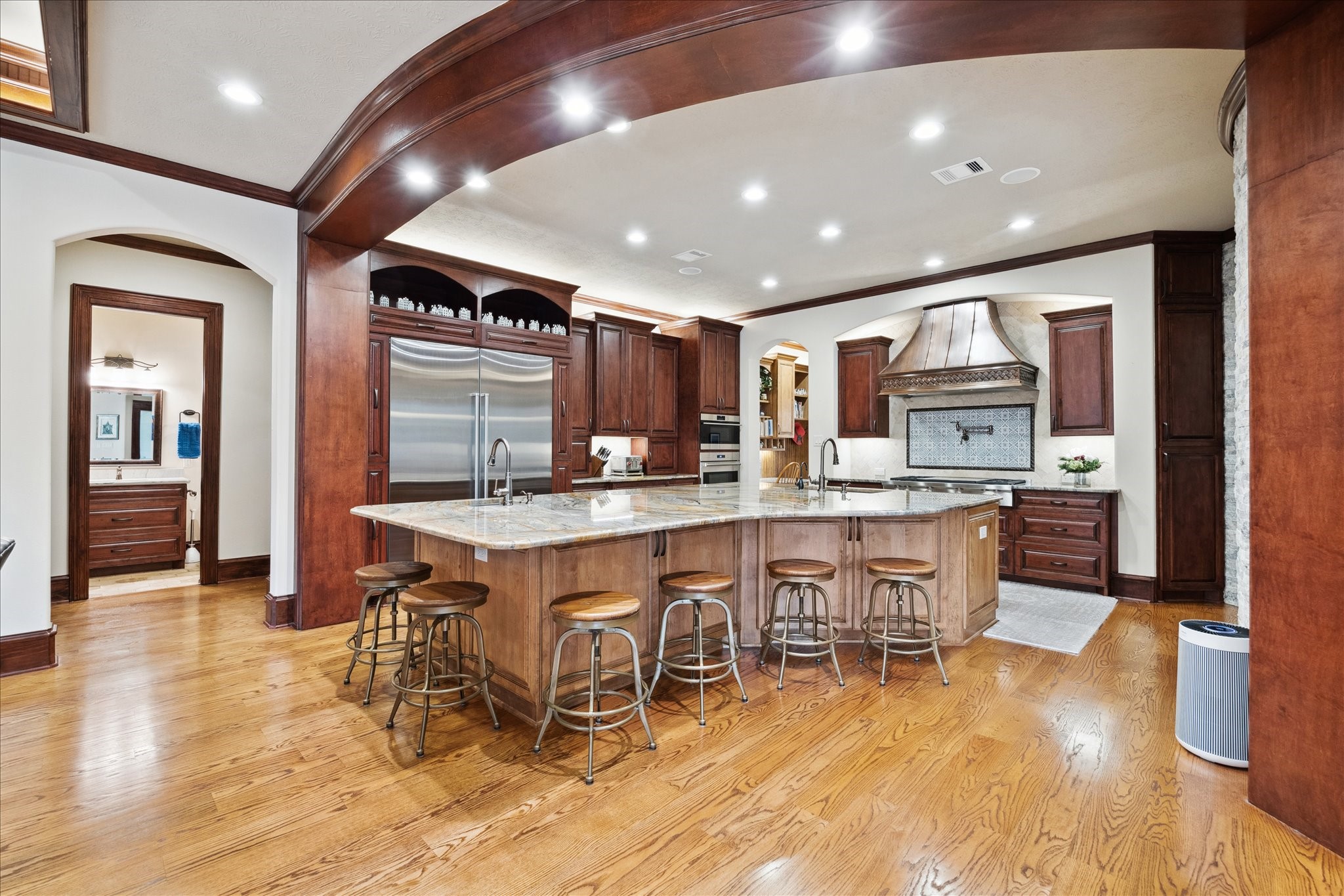 7410 Kings River Court Property Photo 12