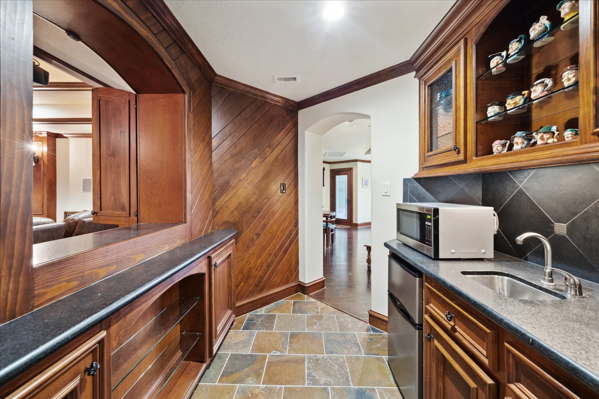 7410 Kings River Court Property Photo 28