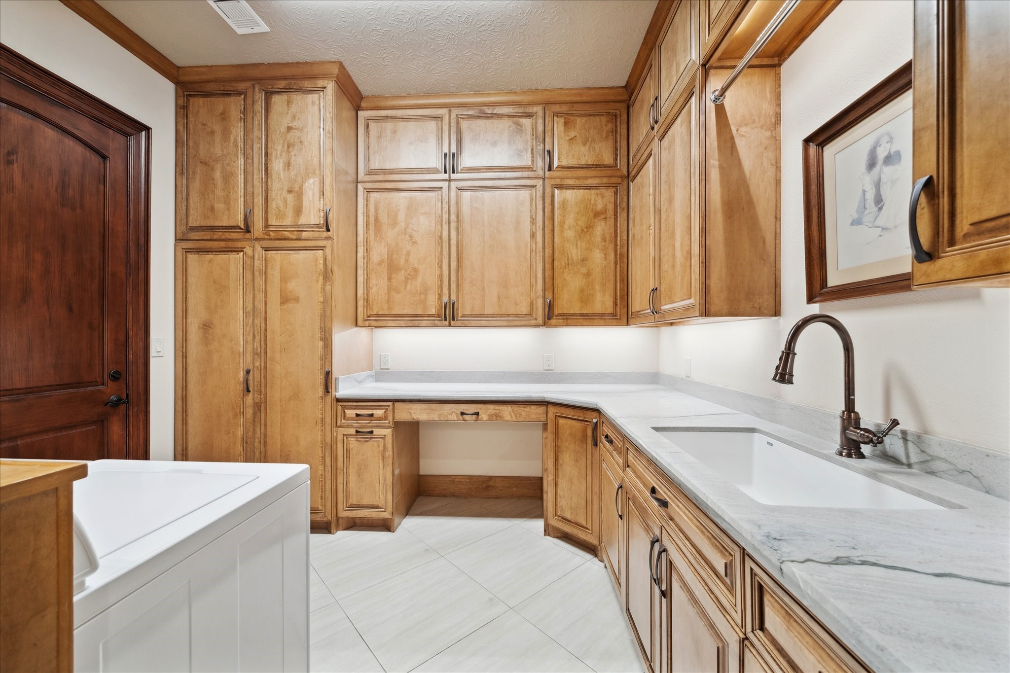 7410 Kings River Court Property Photo 37