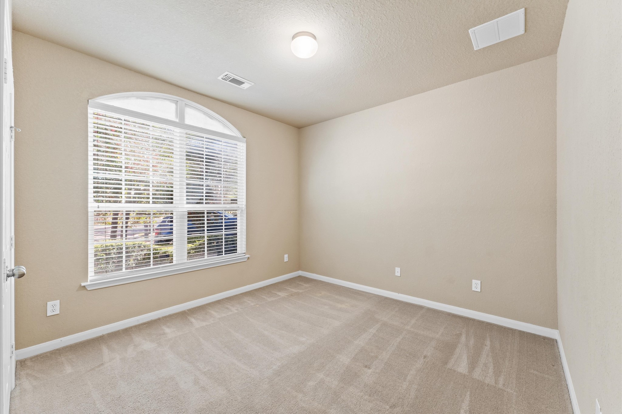 7303 Enchanted Rock Lane Property Photo 6