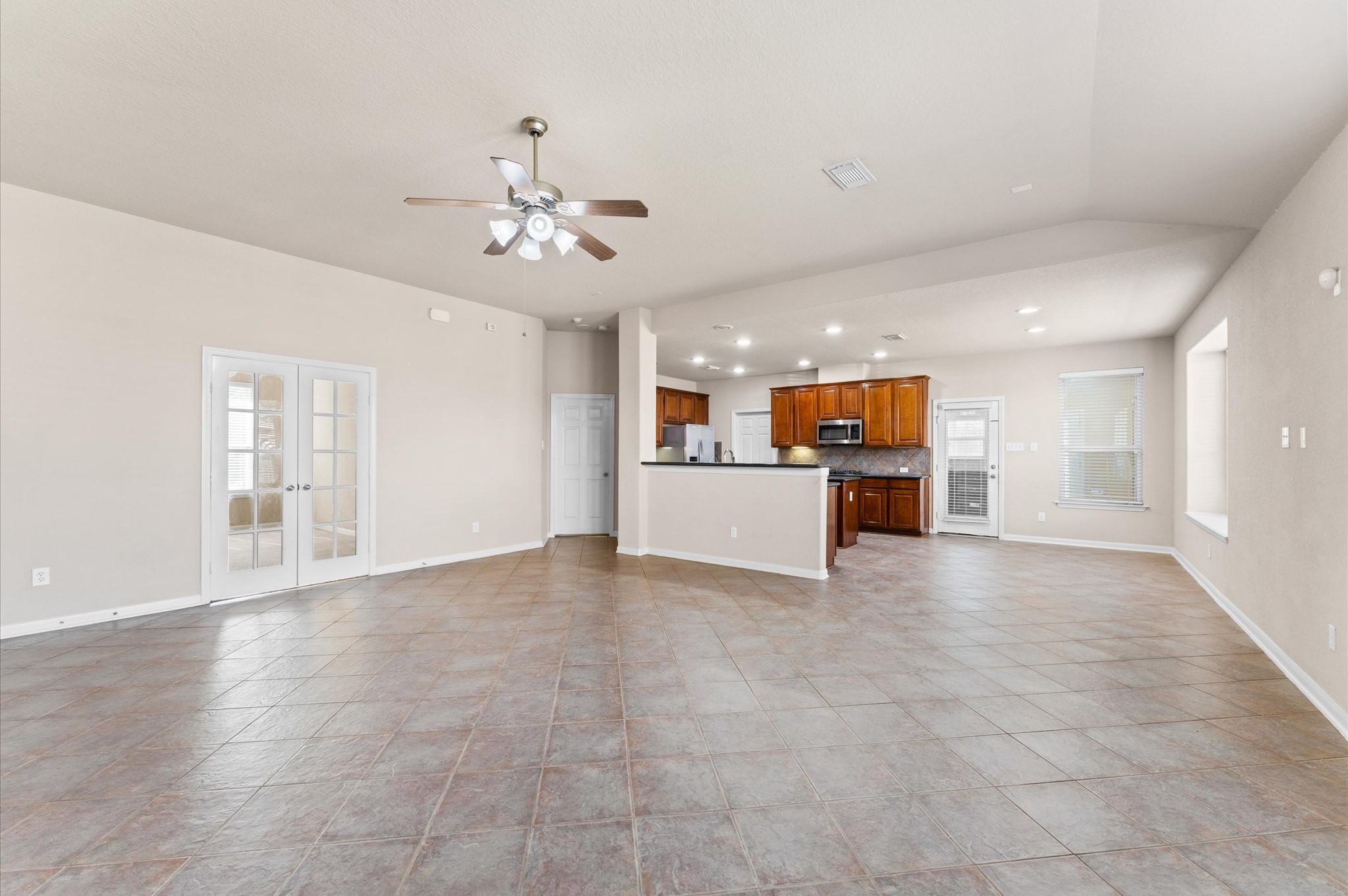 7303 Enchanted Rock Lane Property Photo 13