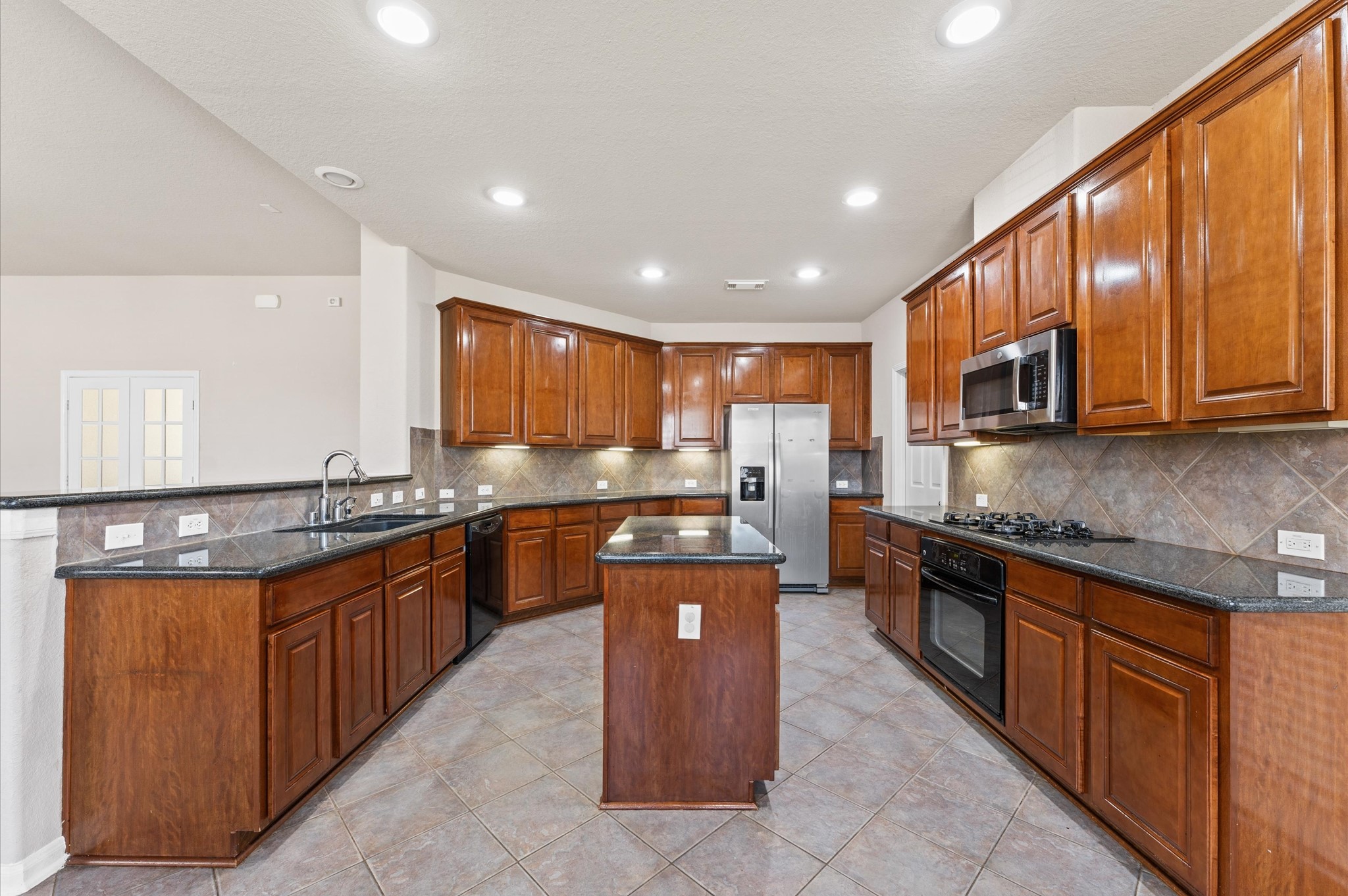 7303 Enchanted Rock Lane Property Photo 15