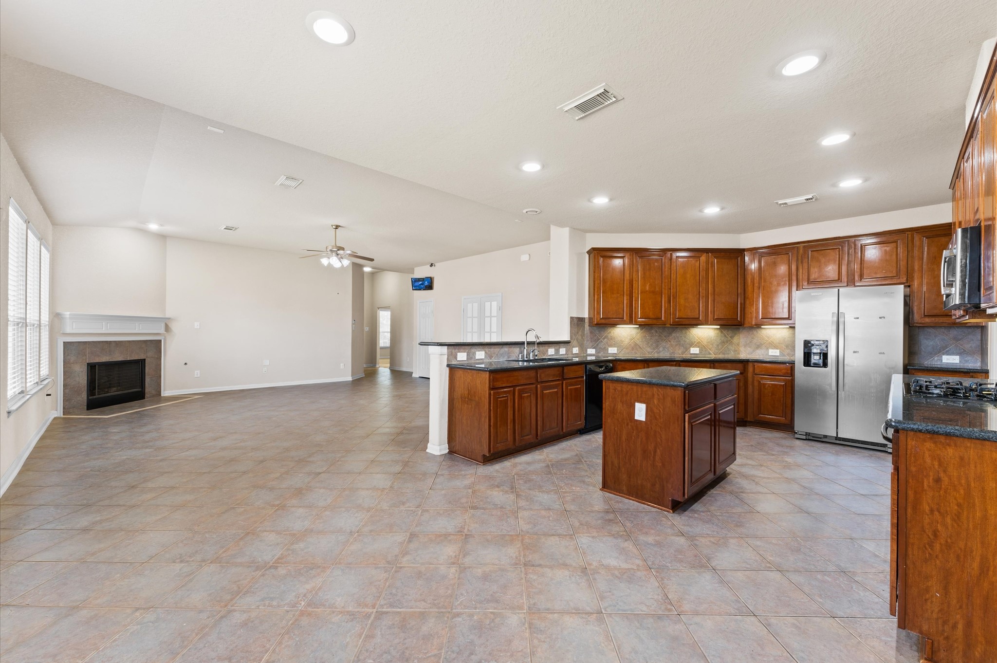 7303 Enchanted Rock Lane Property Photo 18