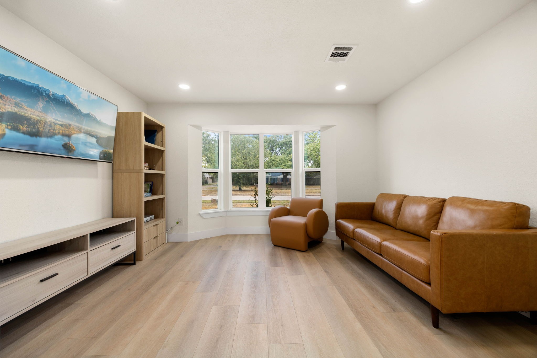 5519 W Bellfort Avenue Property Photo 20