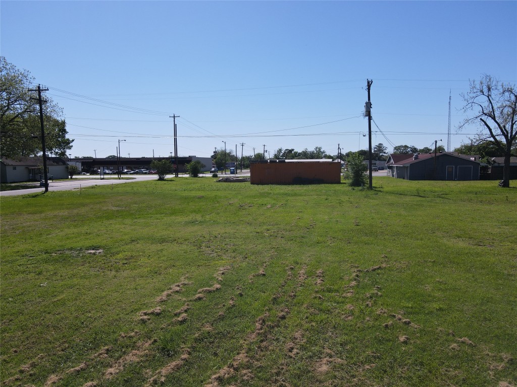 936 New Orleans Street Property Photo 7