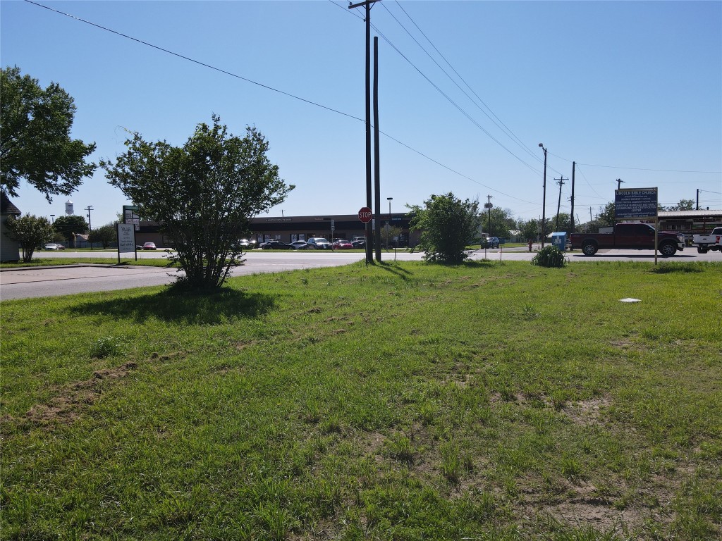 936 New Orleans Street Property Photo 8